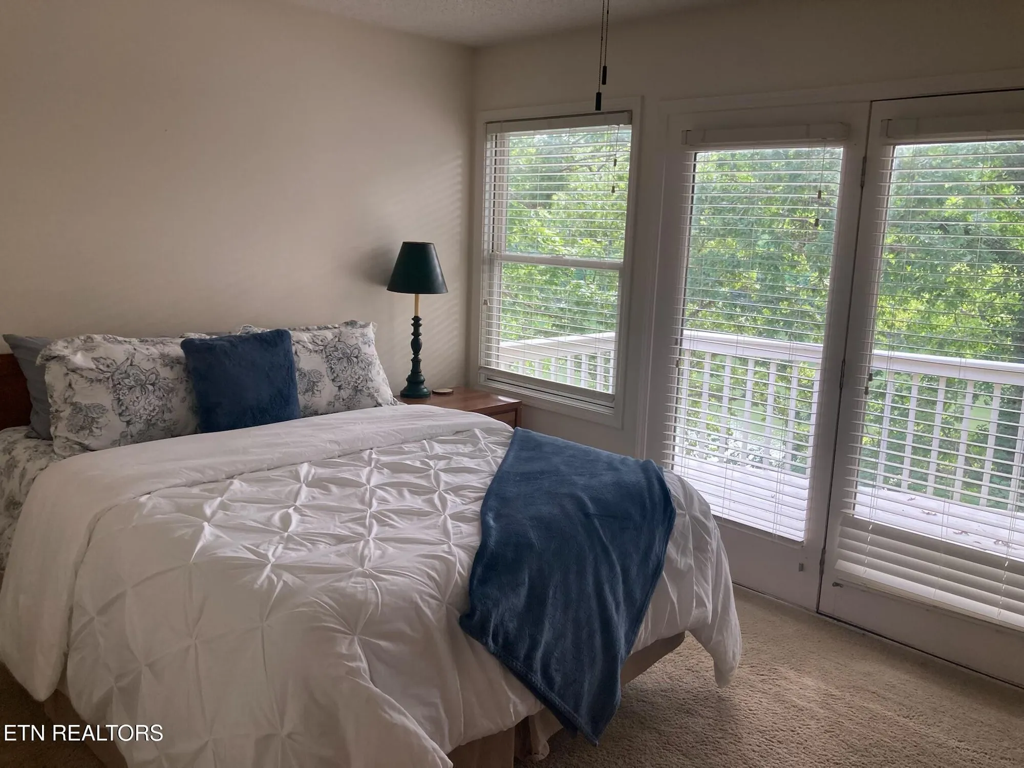 Property Slideshow image 22 of 29 | 180 oonoga way, Loudon, TN, 37774