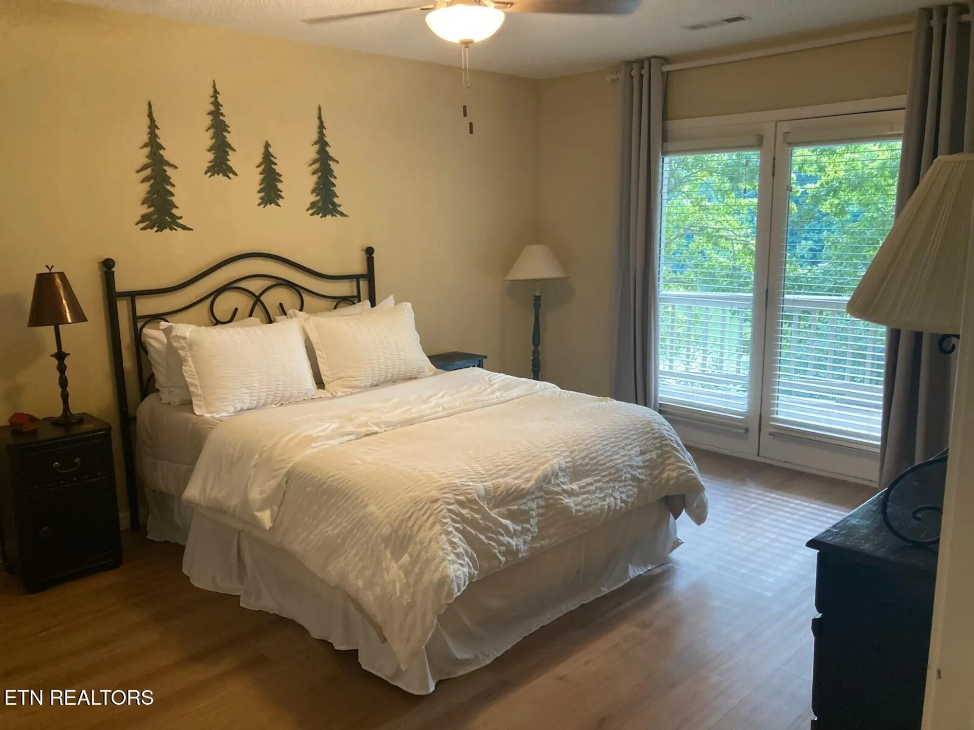 Property Slideshow image 25 of 29 | 180 oonoga way, Loudon, TN, 37774