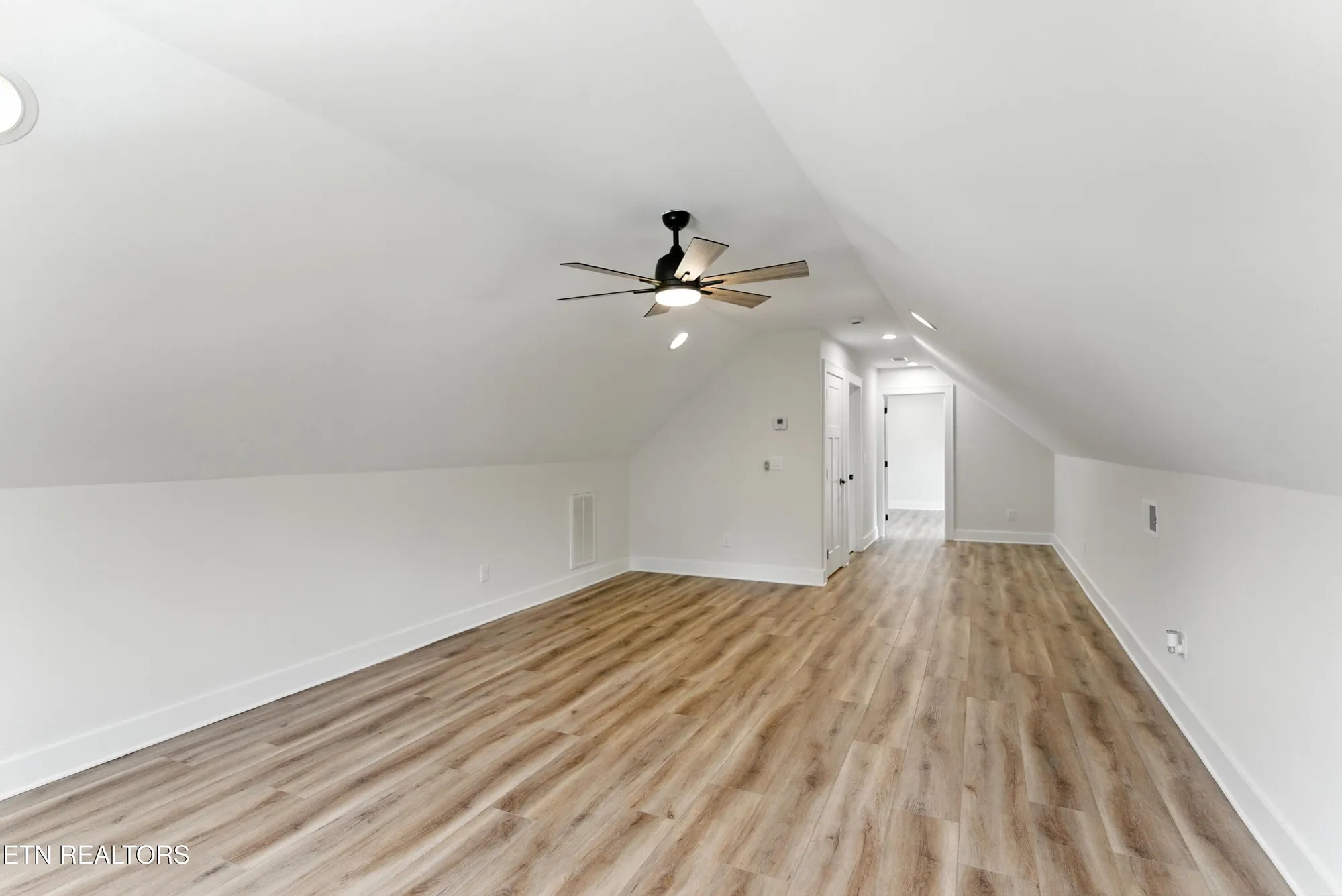 Property Slideshow image 42 of 54 | 149 gado way, Loudon, TN, 37774