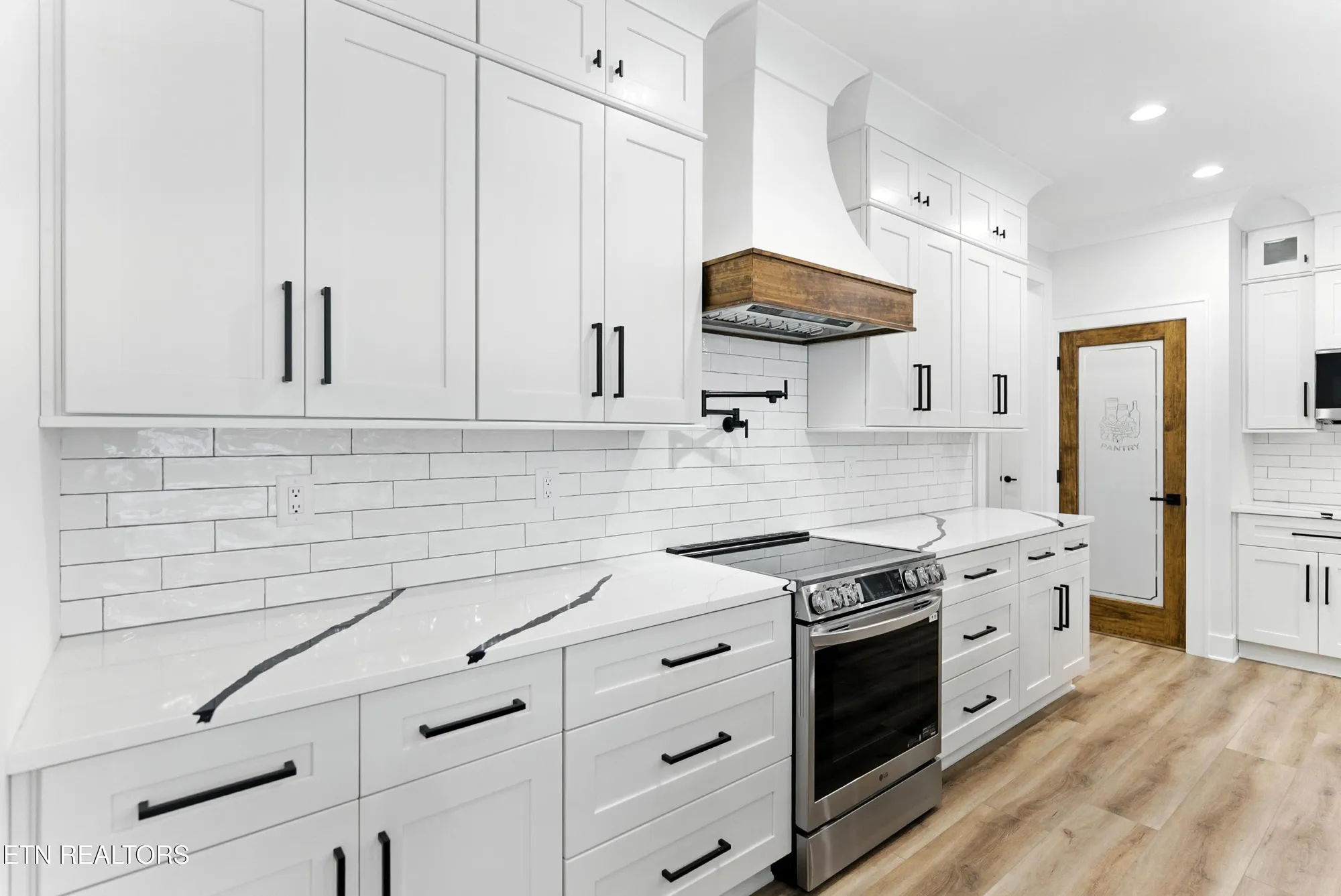 Property Slideshow image 19 of 54 | 149 gado way, Loudon, TN, 37774