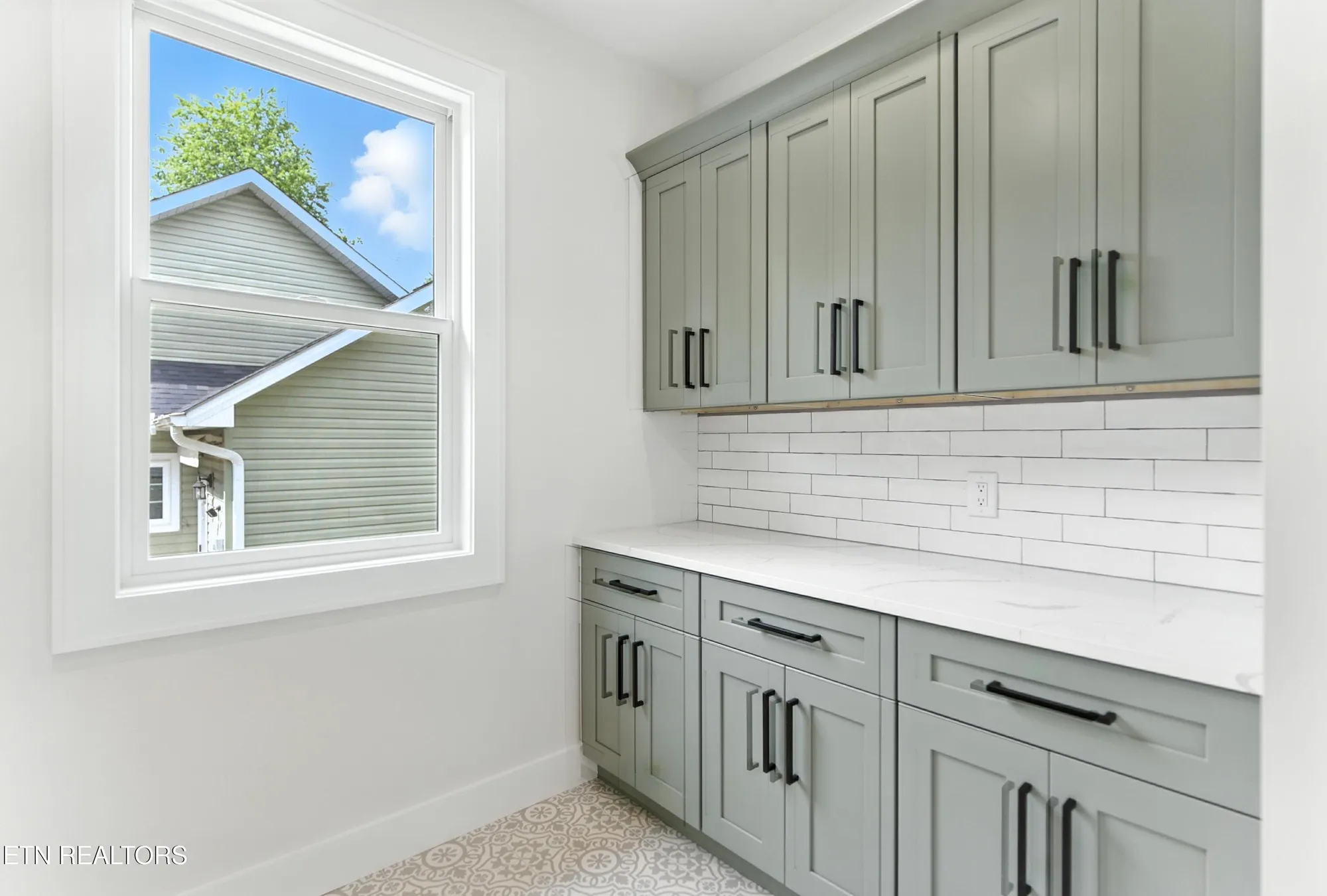 Property Slideshow image 24 of 54 | 149 gado way, Loudon, TN, 37774