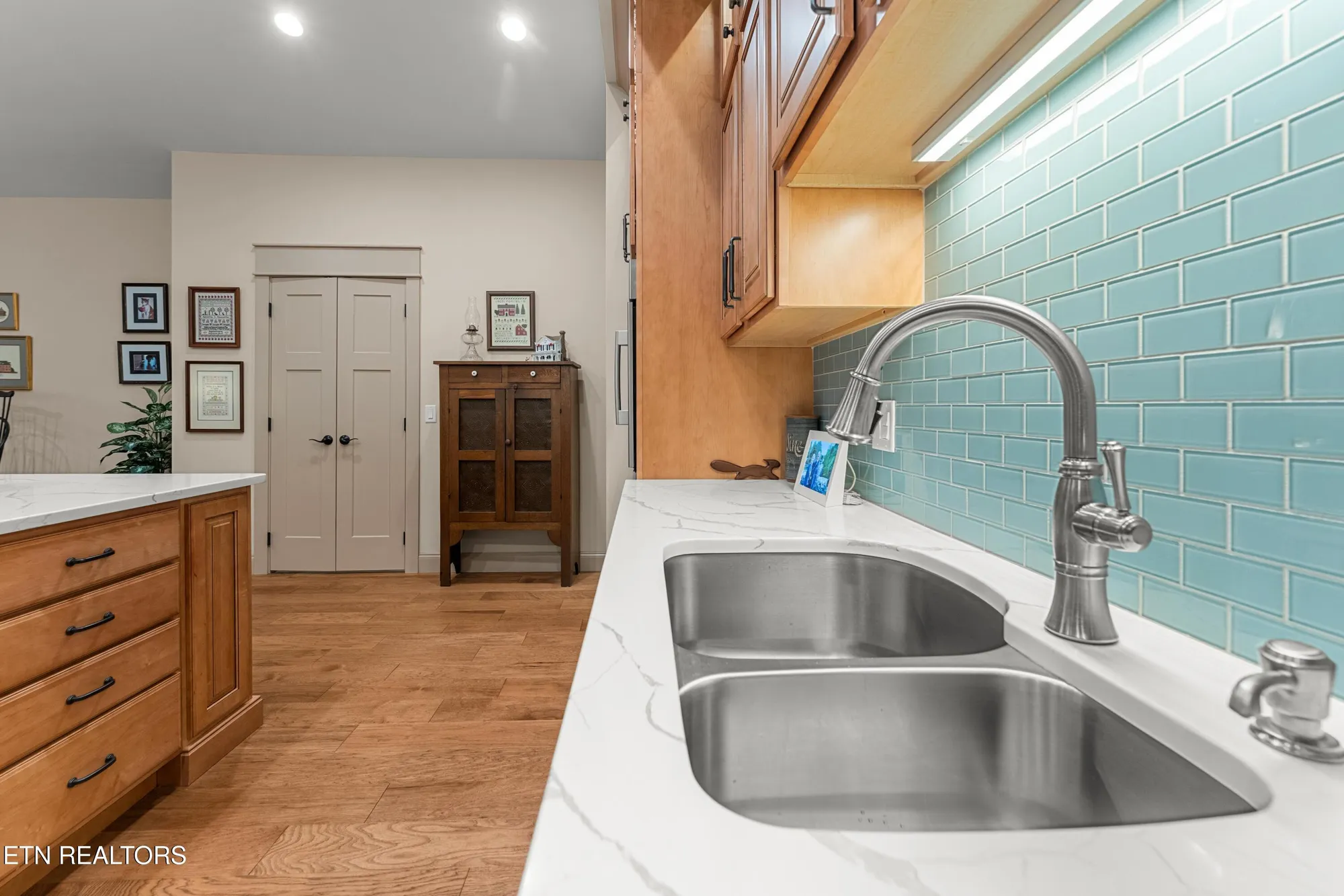 Property Slideshow image 22 of 59 | 143 chestnut ridge ln, Crossville, TN, 38558