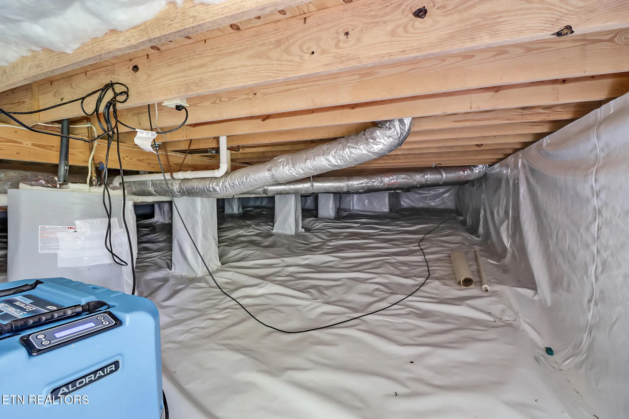 Property Slideshow image 28 of 33 | 118 berkshire loop, Crossville, TN, 38558