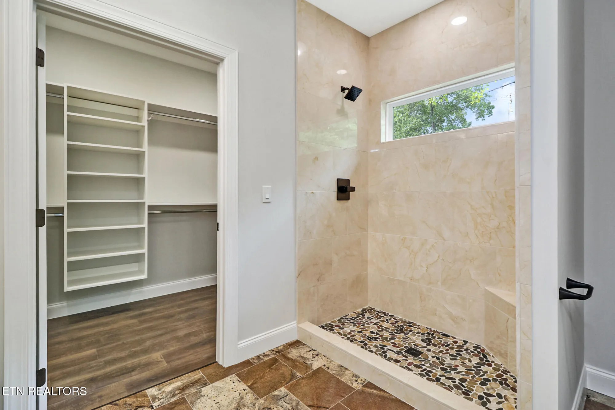 Property Slideshow image 15 of 30 | 141 windsor rd, Crossville, TN, 38558