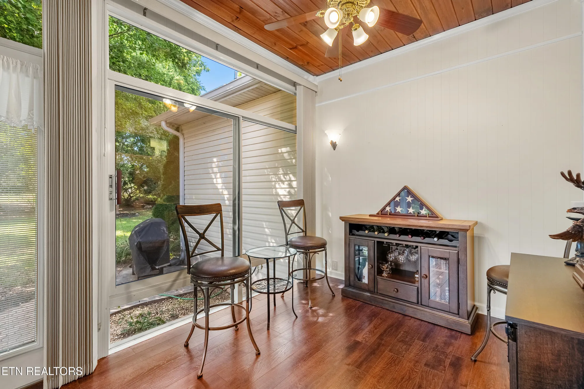 Property Slideshow image 33 of 51 | 108 tahlequah ln, Loudon, TN, 37774