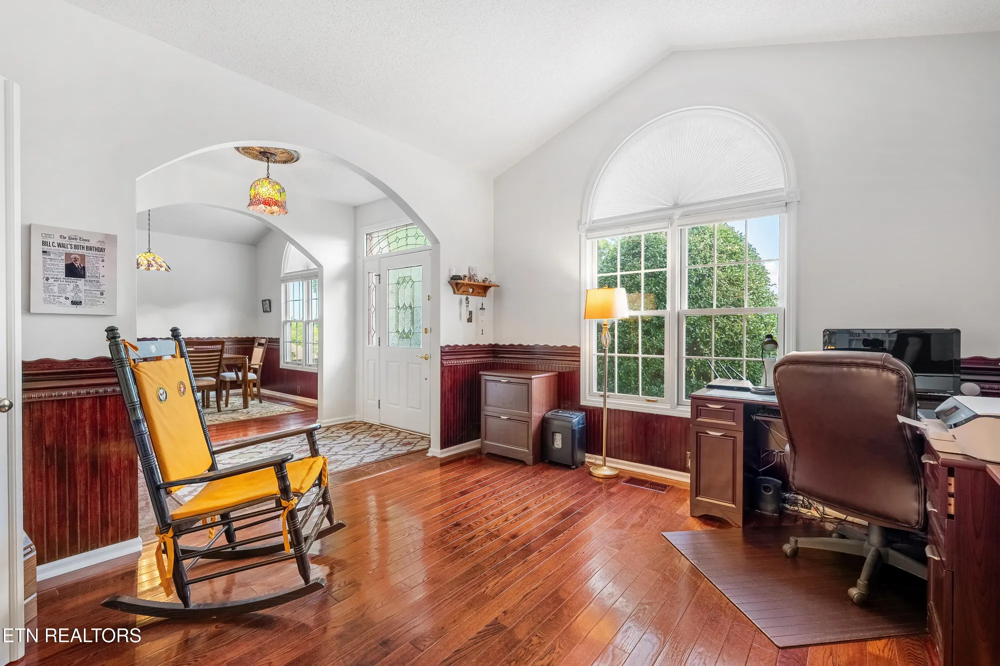 Property Slideshow image 22 of 51 | 108 tahlequah ln, Loudon, TN, 37774