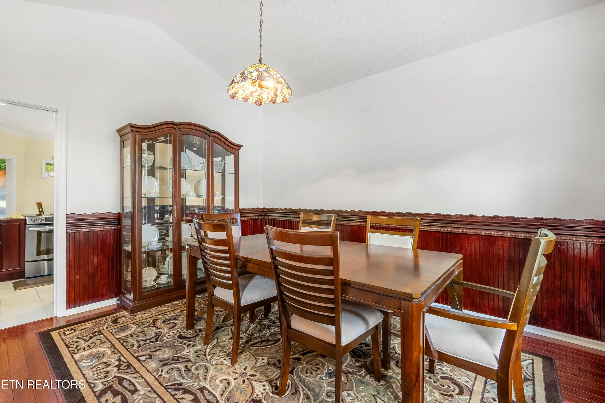 Property Slideshow image 23 of 51 | 108 tahlequah ln, Loudon, TN, 37774