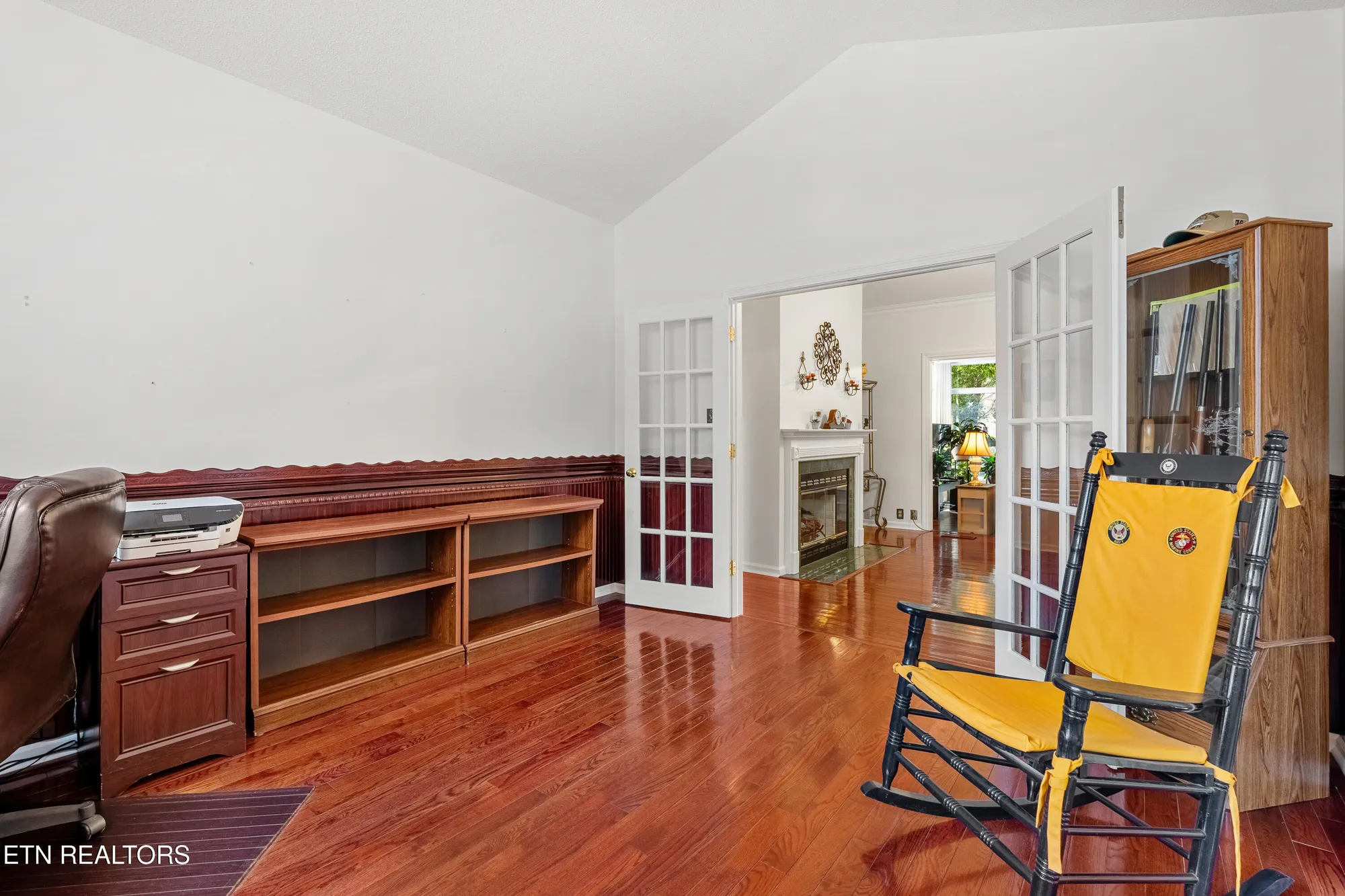 Property Slideshow image 21 of 51 | 108 tahlequah ln, Loudon, TN, 37774