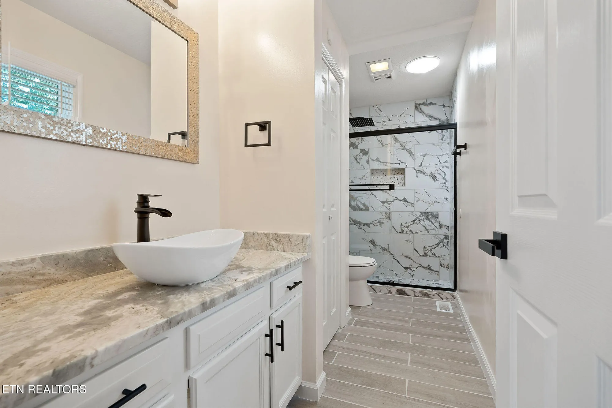 Property Slideshow image 26 of 49 | 334 lakeview dr, Crossville, TN, 38558