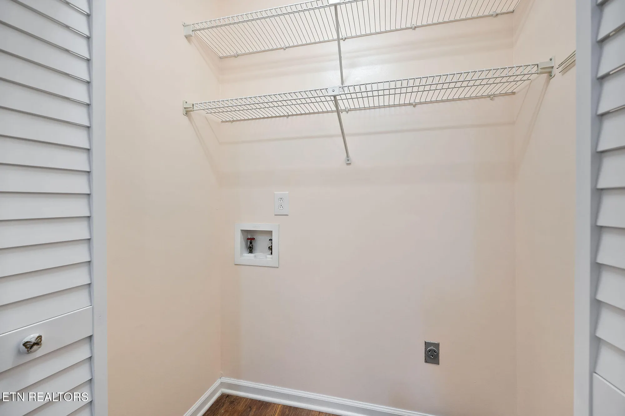 Property Slideshow image 34 of 49 | 334 lakeview dr, Crossville, TN, 38558