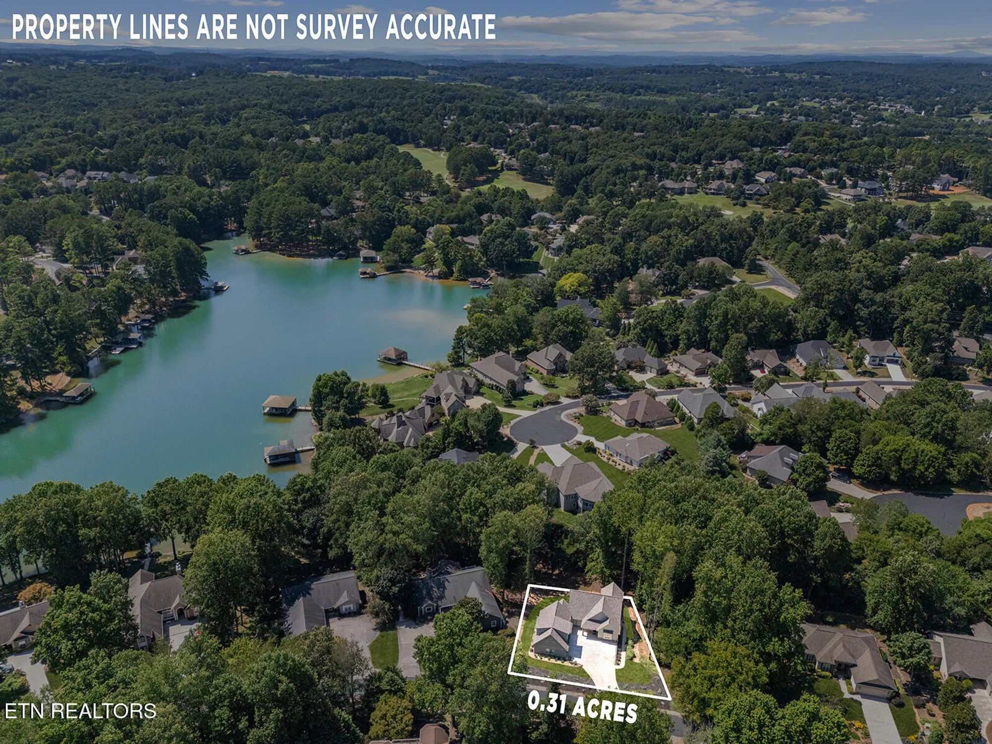 Property Slideshow image 5 of 54 | 216 tecumseh way, Loudon, TN, 37774