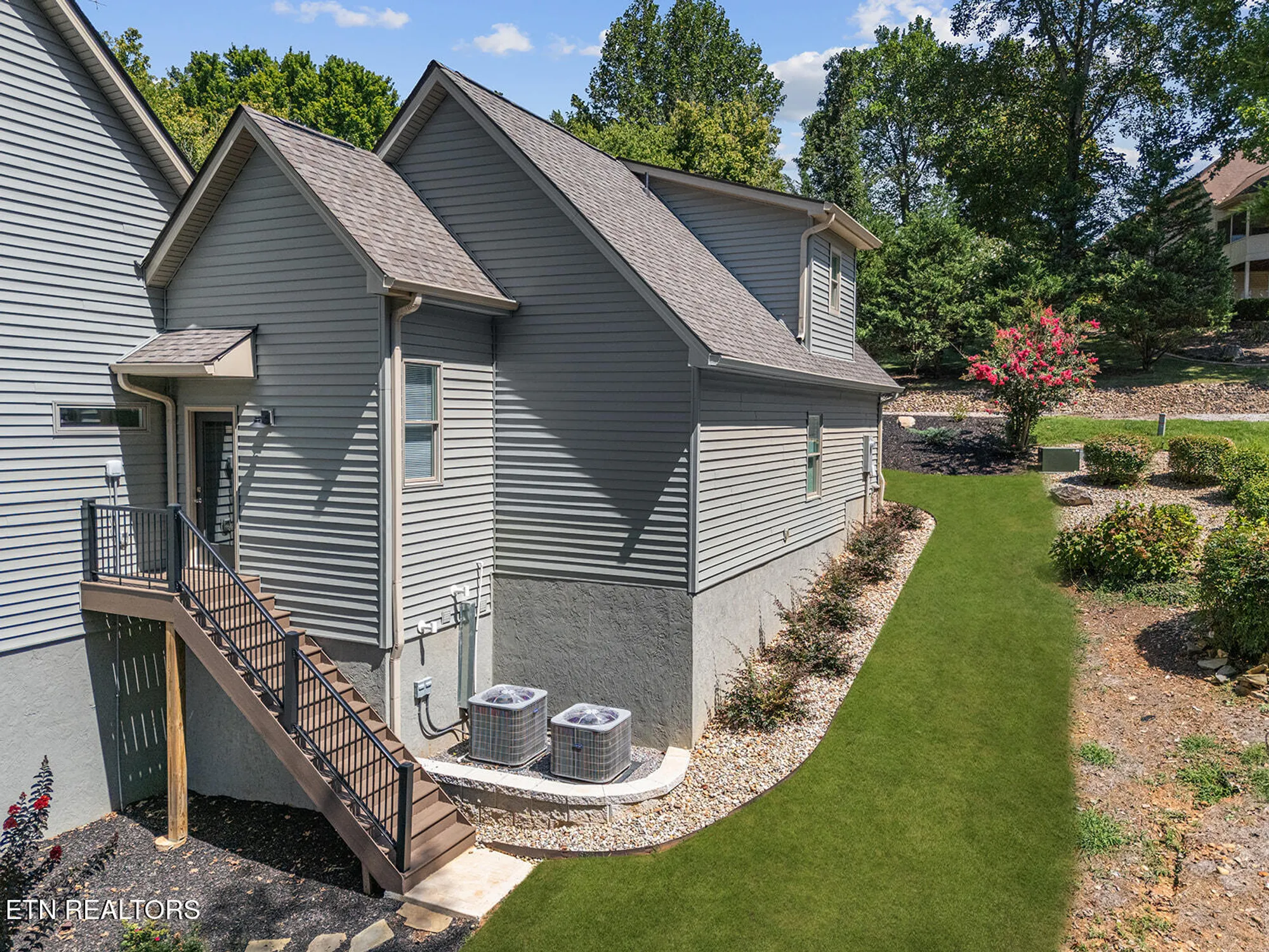 Property Slideshow image 45 of 54 | 216 tecumseh way, Loudon, TN, 37774