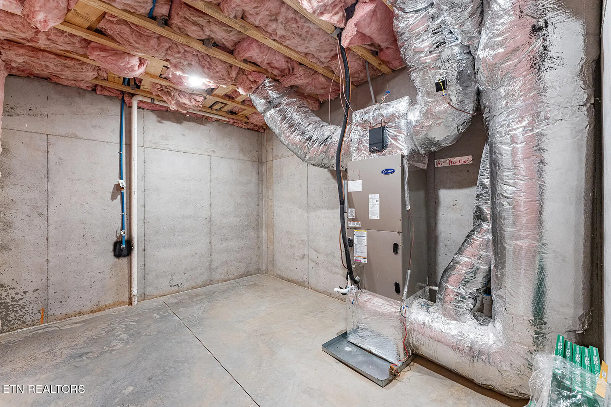 Property Slideshow image 40 of 54 | 216 tecumseh way, Loudon, TN, 37774