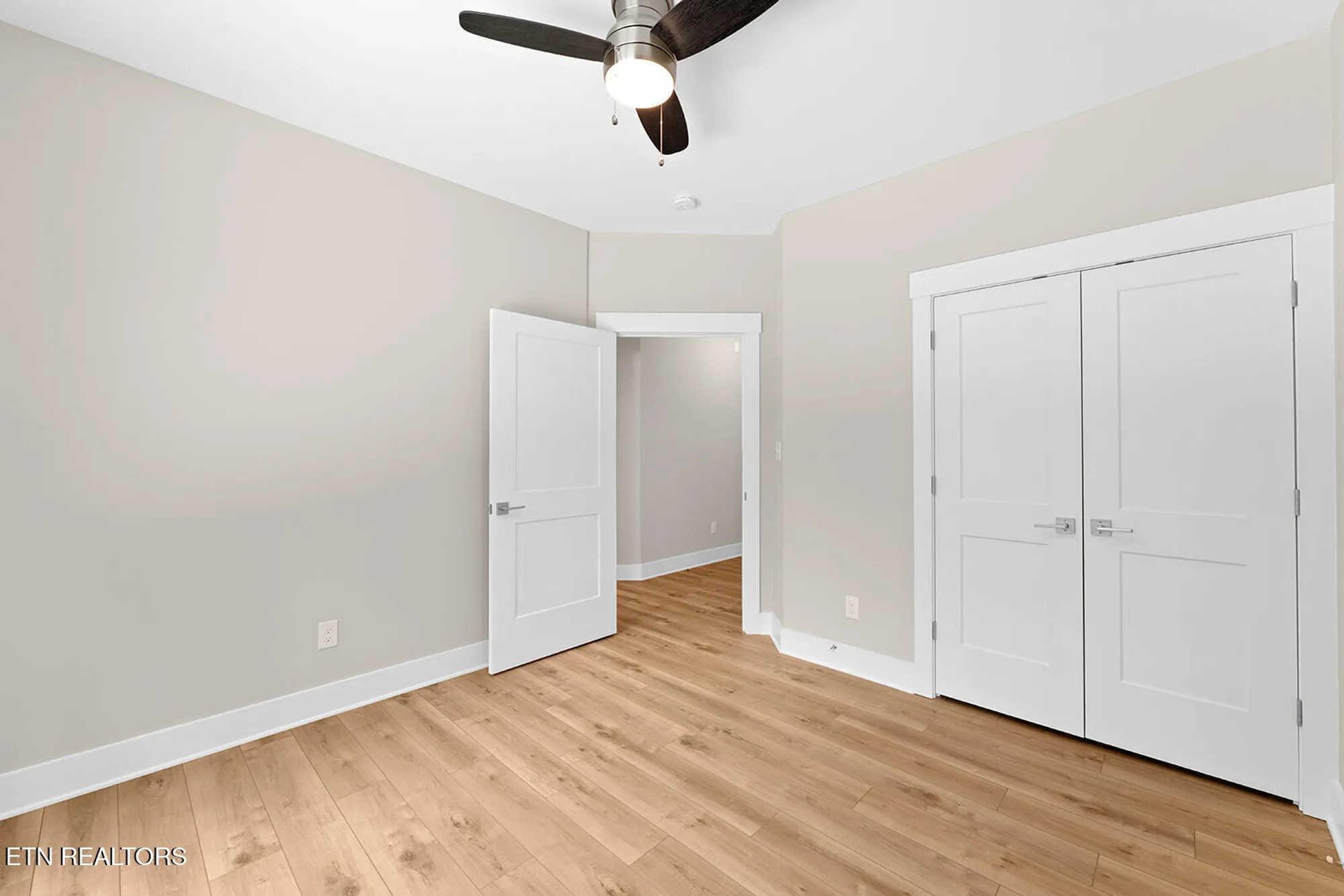 Property Slideshow image 35 of 54 | 216 tecumseh way, Loudon, TN, 37774