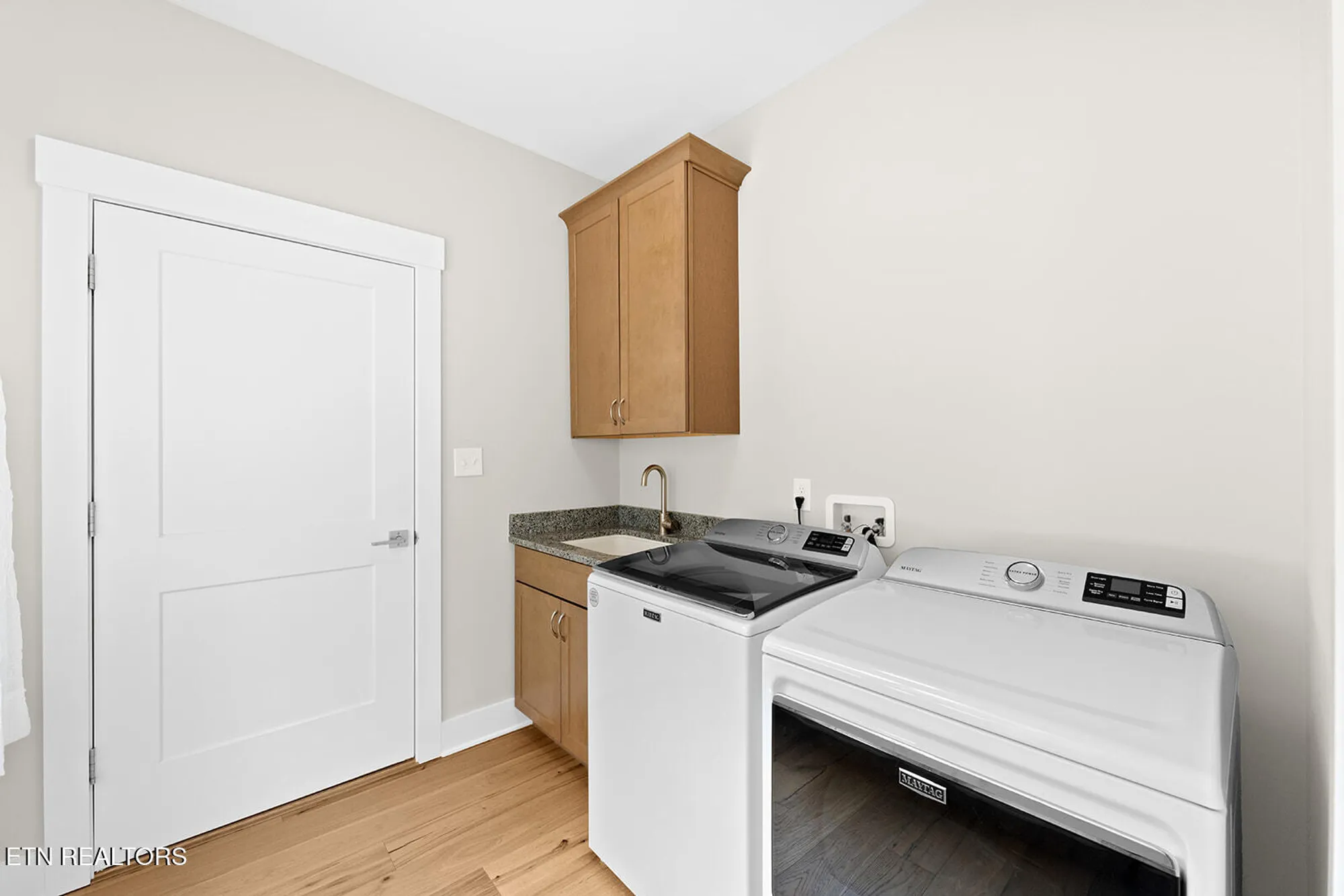 Property Slideshow image 29 of 54 | 216 tecumseh way, Loudon, TN, 37774