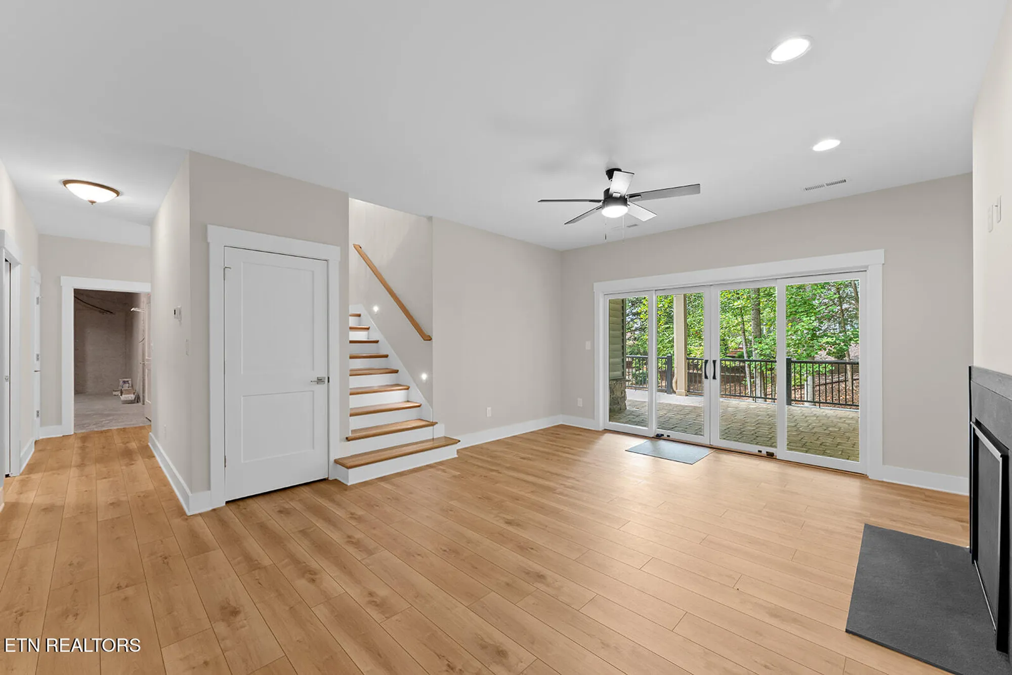 Property Slideshow image 33 of 54 | 216 tecumseh way, Loudon, TN, 37774