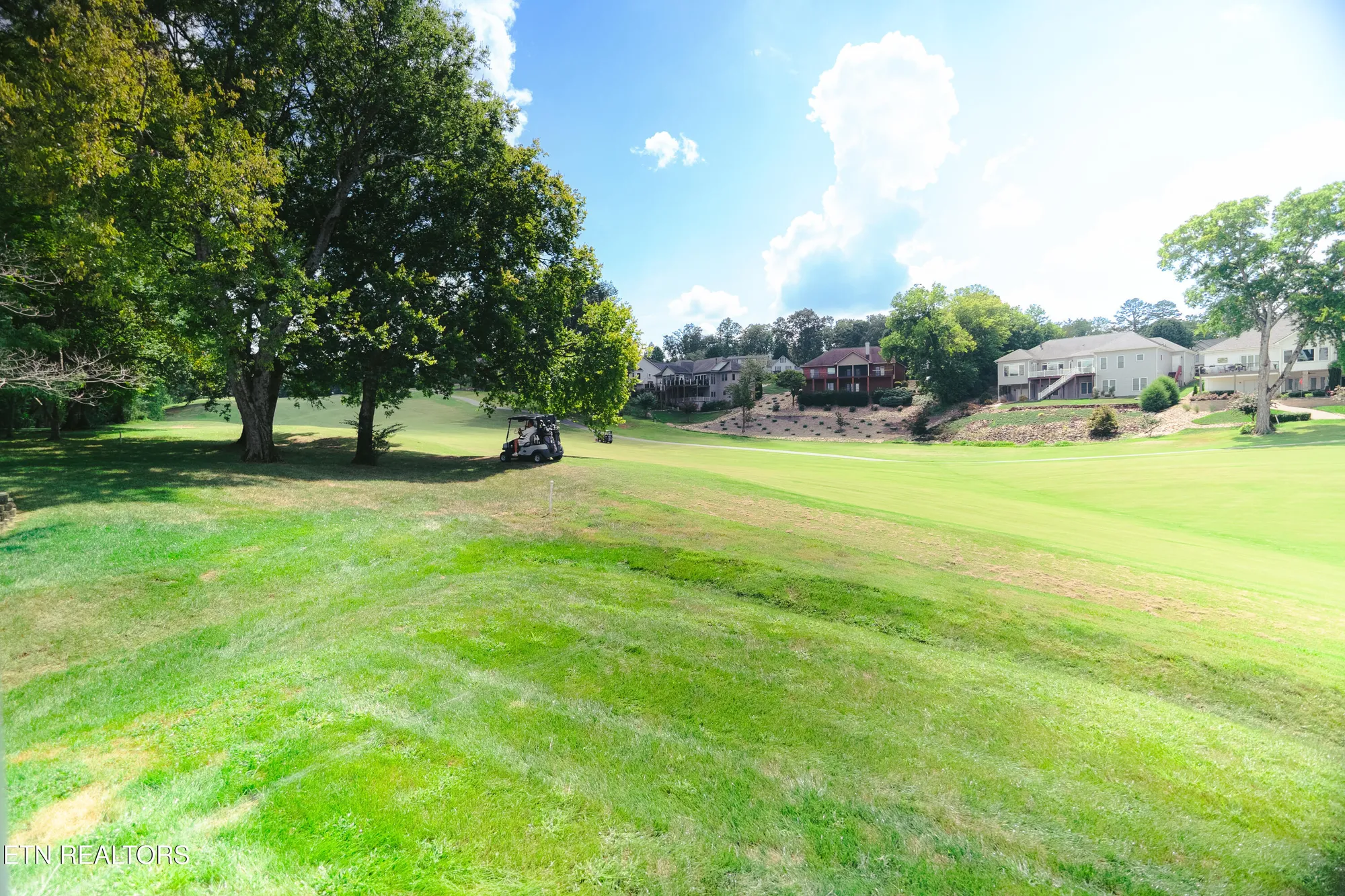 Property Slideshow image 44 of 50 | 216 tooweka ln, Loudon, TN, 37774