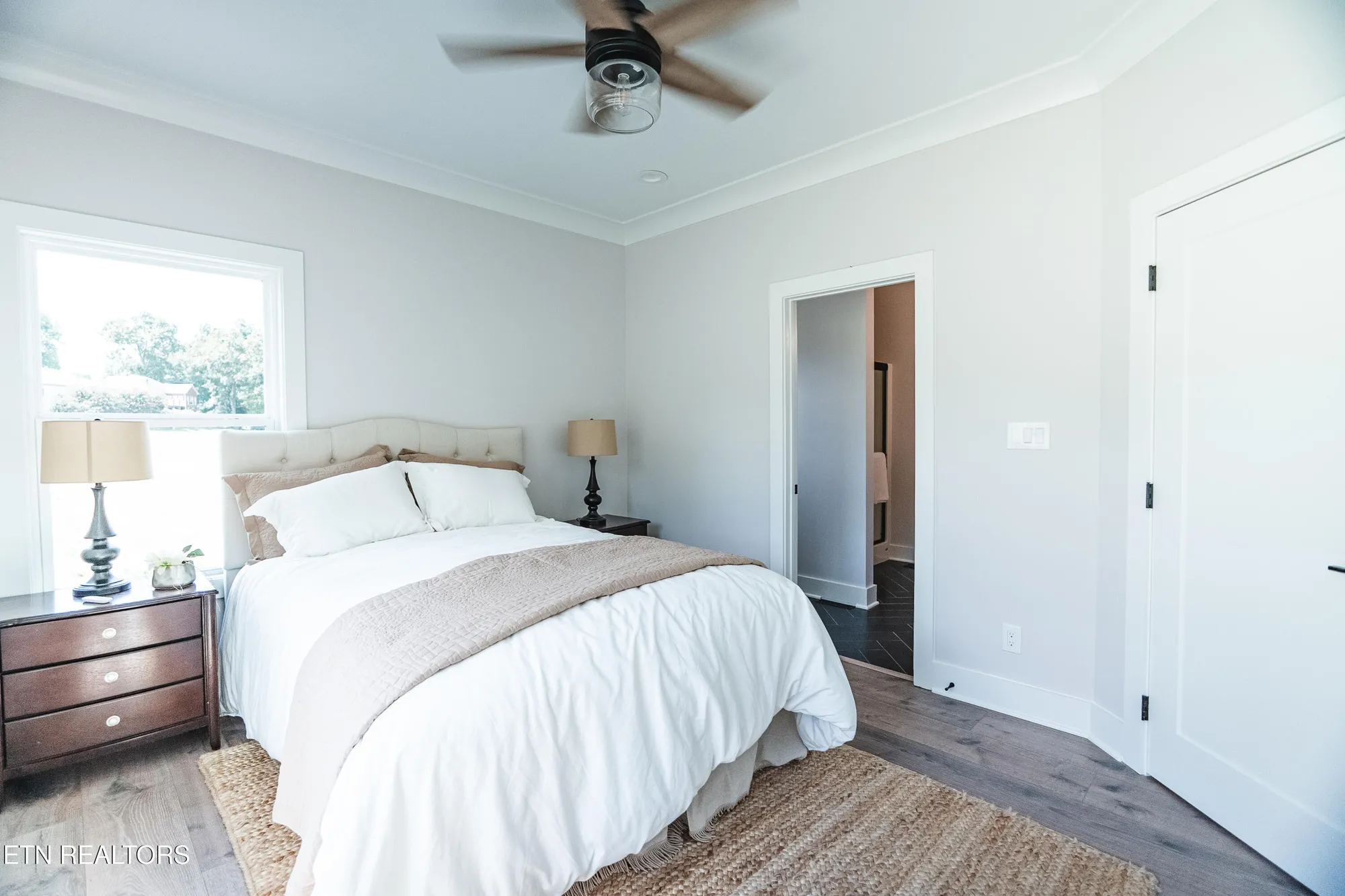 Property Slideshow image 26 of 50 | 216 tooweka ln, Loudon, TN, 37774