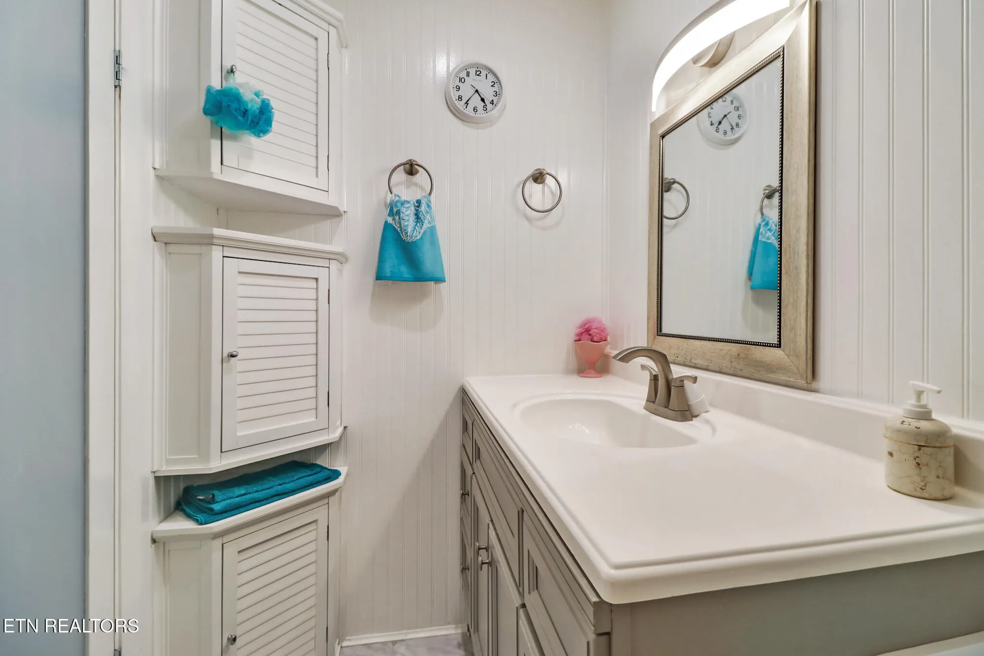 Property Slideshow image 14 of 32 | 74 lakeshore ct unit 78, Crossville, TN, 38558