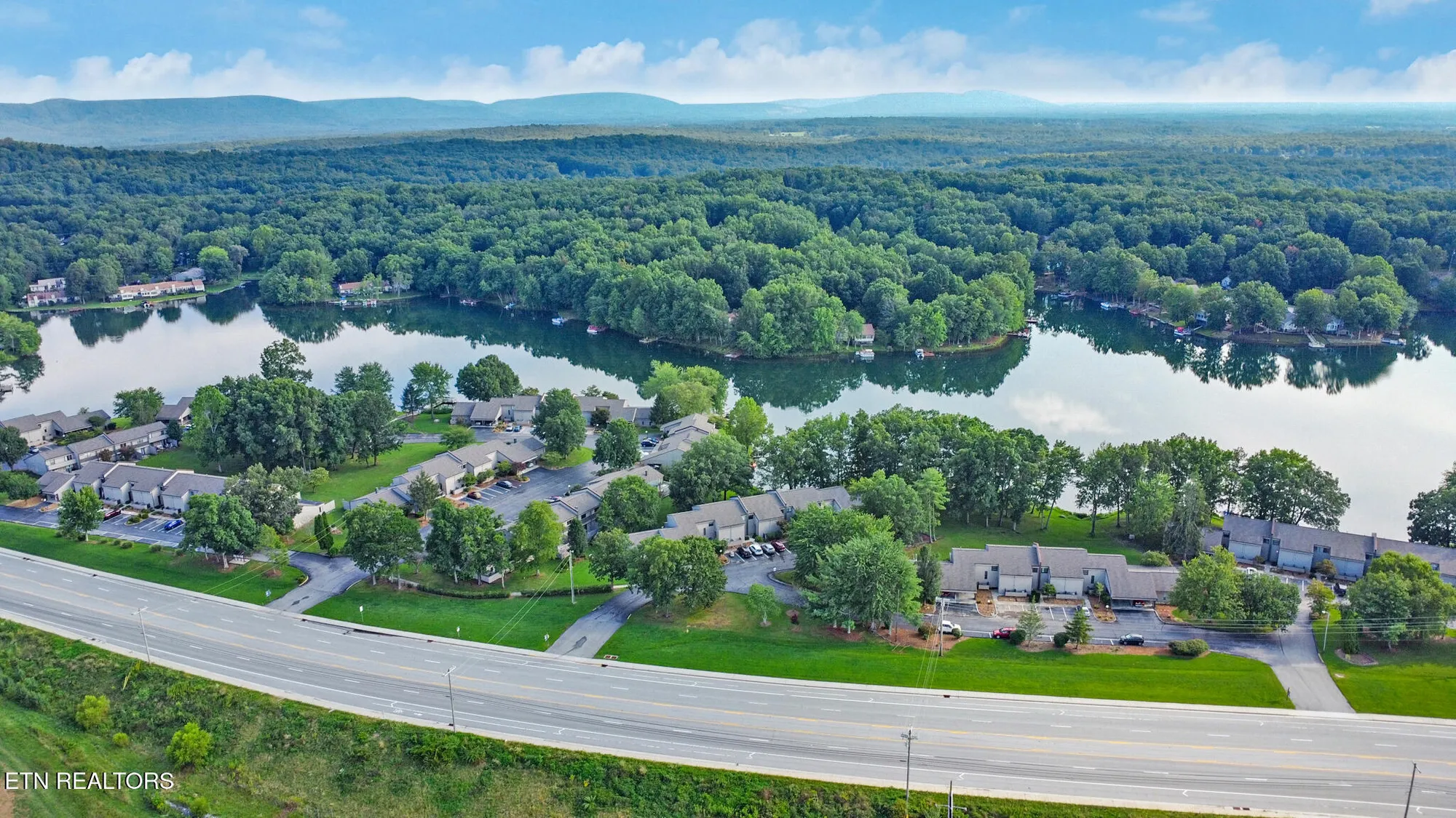 Property Slideshow image 32 of 32 | 74 lakeshore ct unit 78, Crossville, TN, 38558