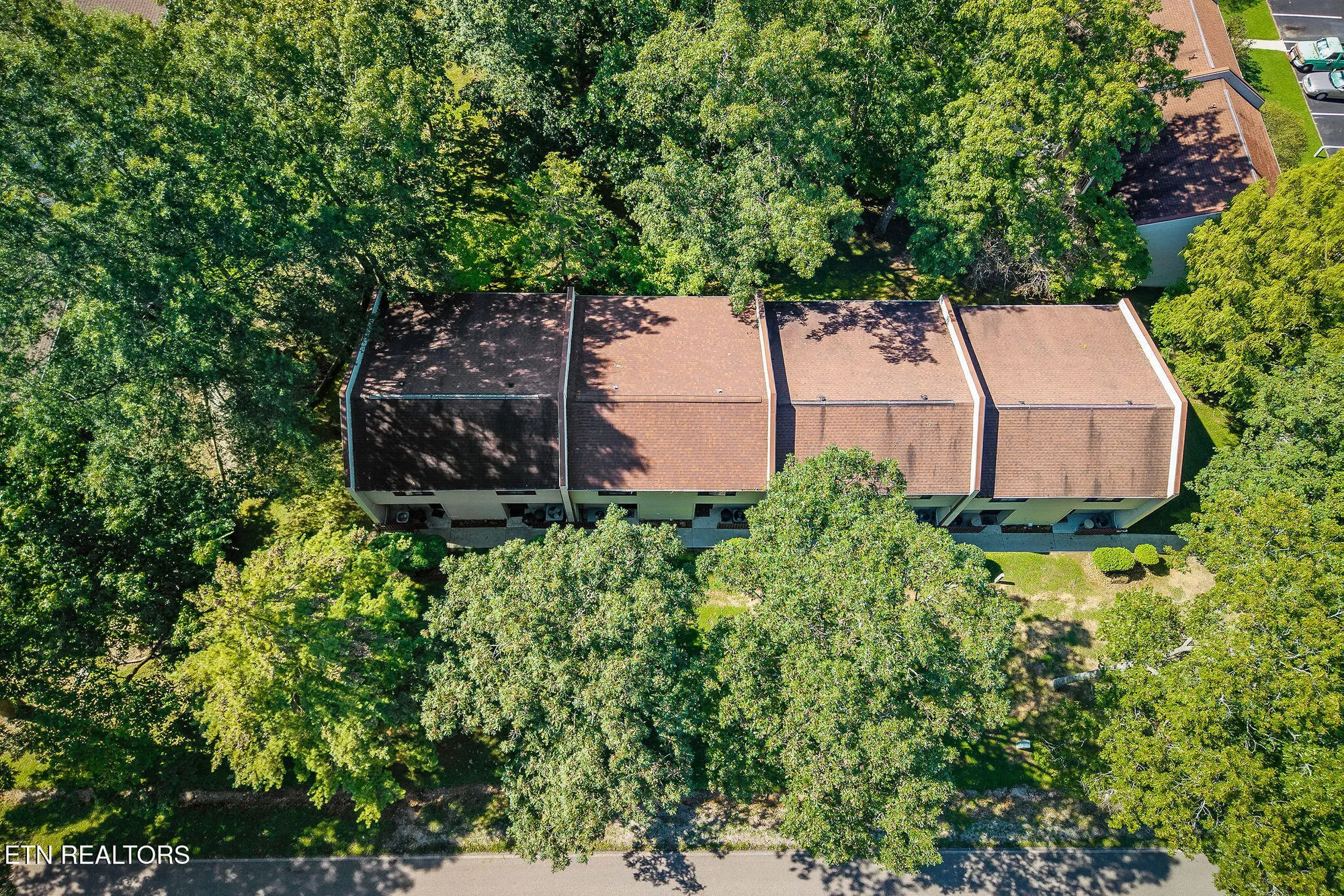 Property Slideshow image 32 of 41 | 97 wilshire heights dr, Crossville, TN, 38558