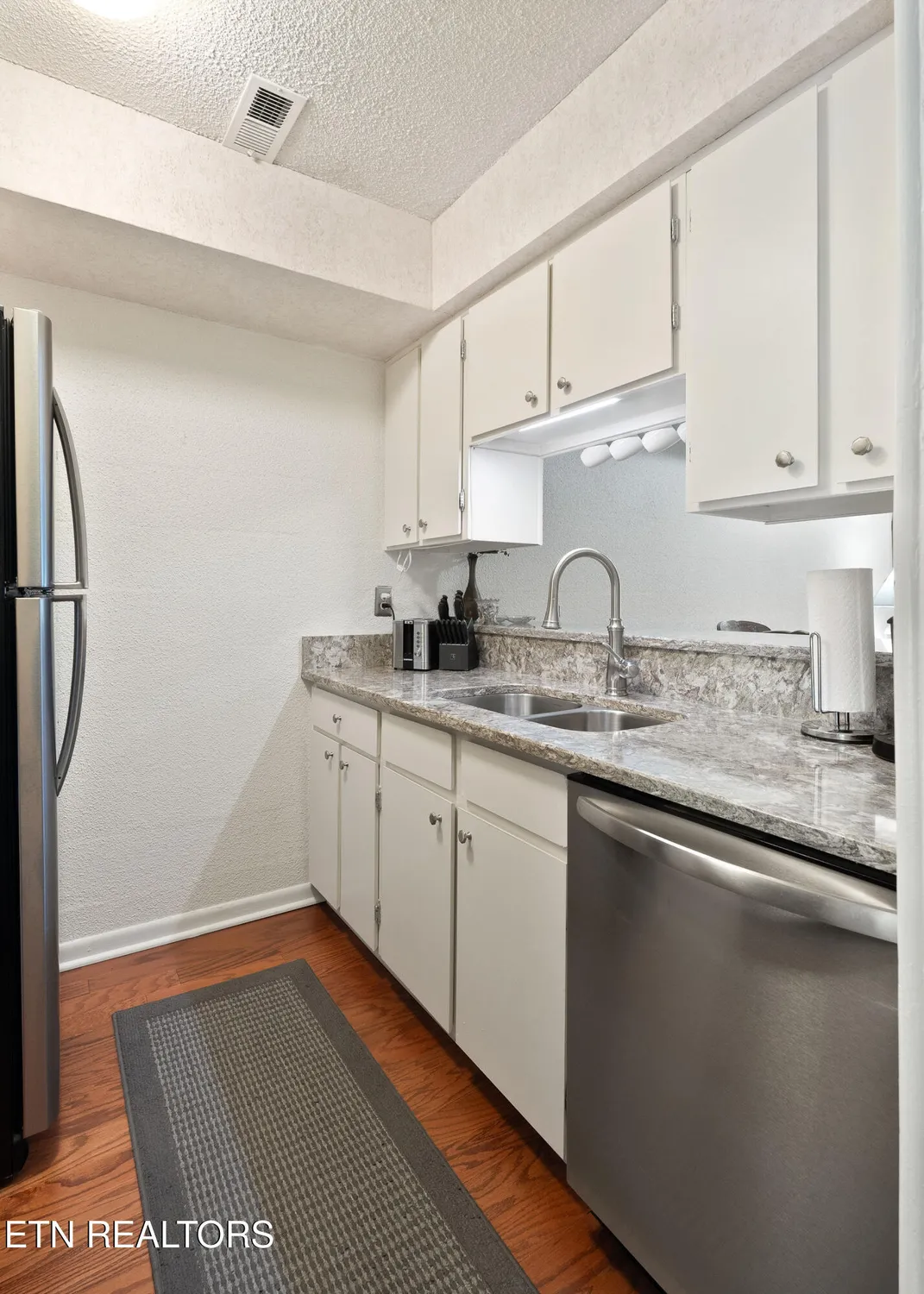 Property Slideshow image 8 of 41 | 97 wilshire heights dr, Crossville, TN, 38558