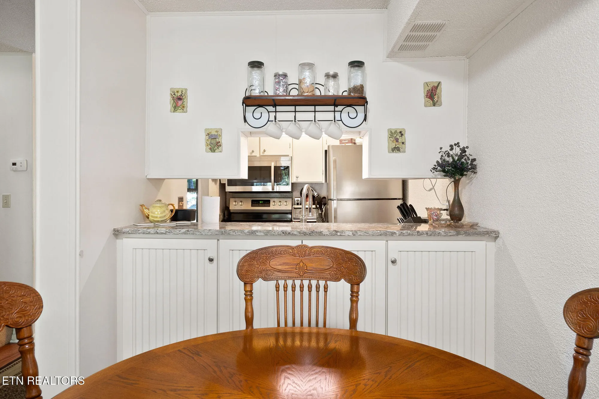 Property Slideshow image 6 of 41 | 97 wilshire heights dr, Crossville, TN, 38558