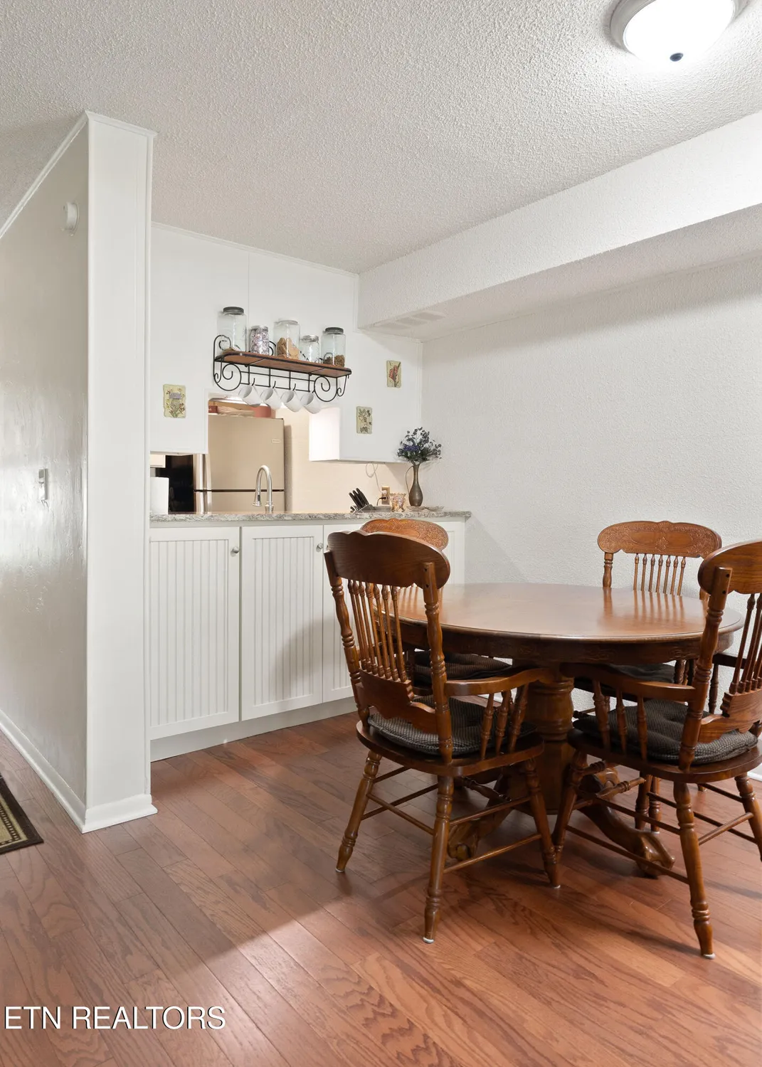 Property Slideshow image 10 of 41 | 97 wilshire heights dr, Crossville, TN, 38558