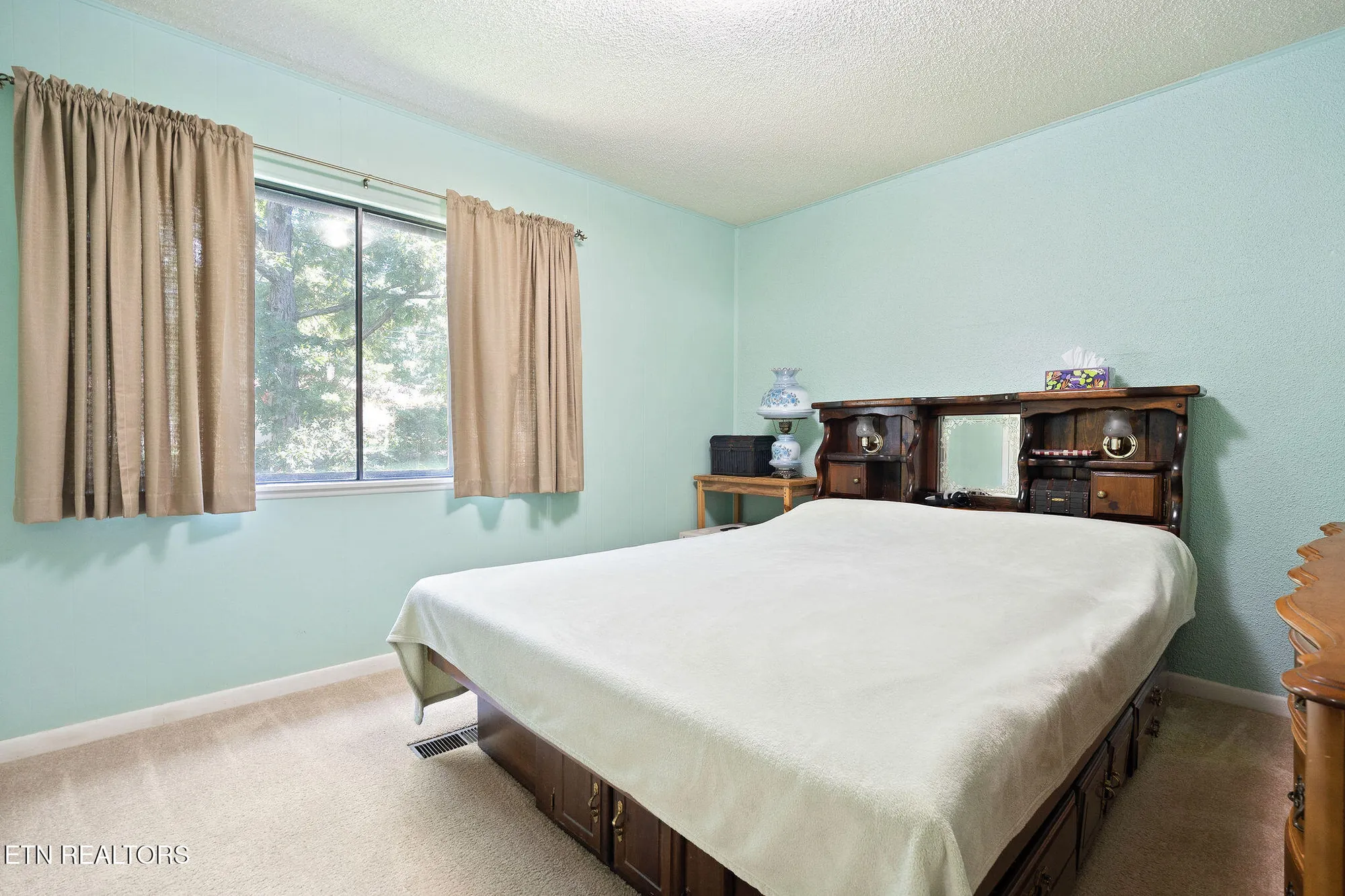 Property Slideshow image 22 of 41 | 97 wilshire heights dr, Crossville, TN, 38558