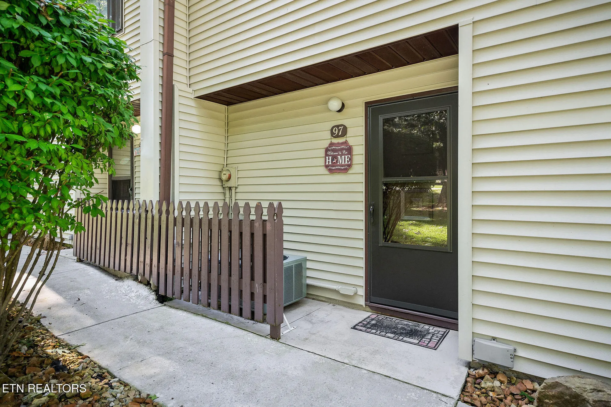 Property Slideshow image 3 of 41 | 97 wilshire heights dr, Crossville, TN, 38558