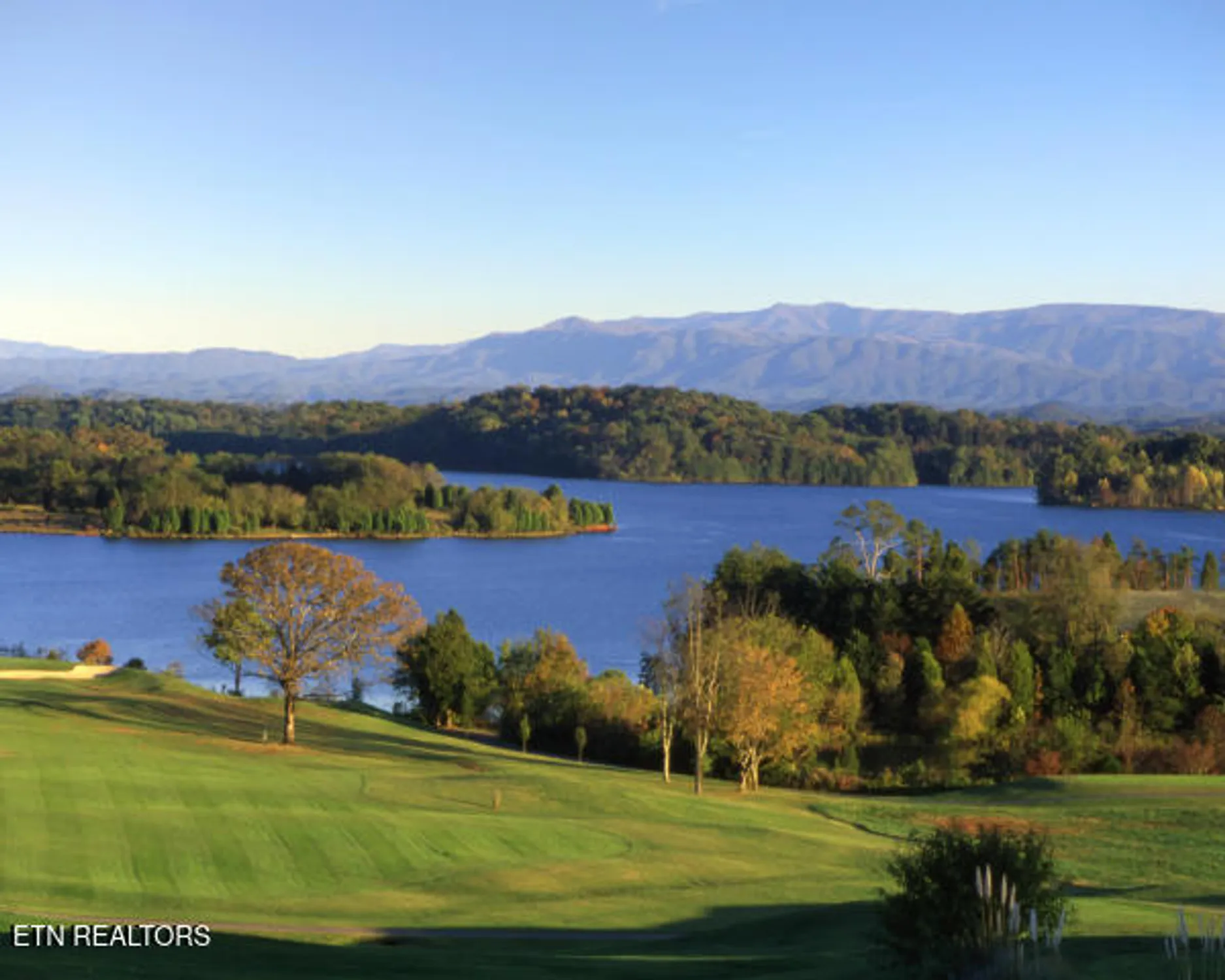 Property Slideshow image 32 of 34 | 535 rarity bay pkwy apt 304, Vonore, TN, 37885