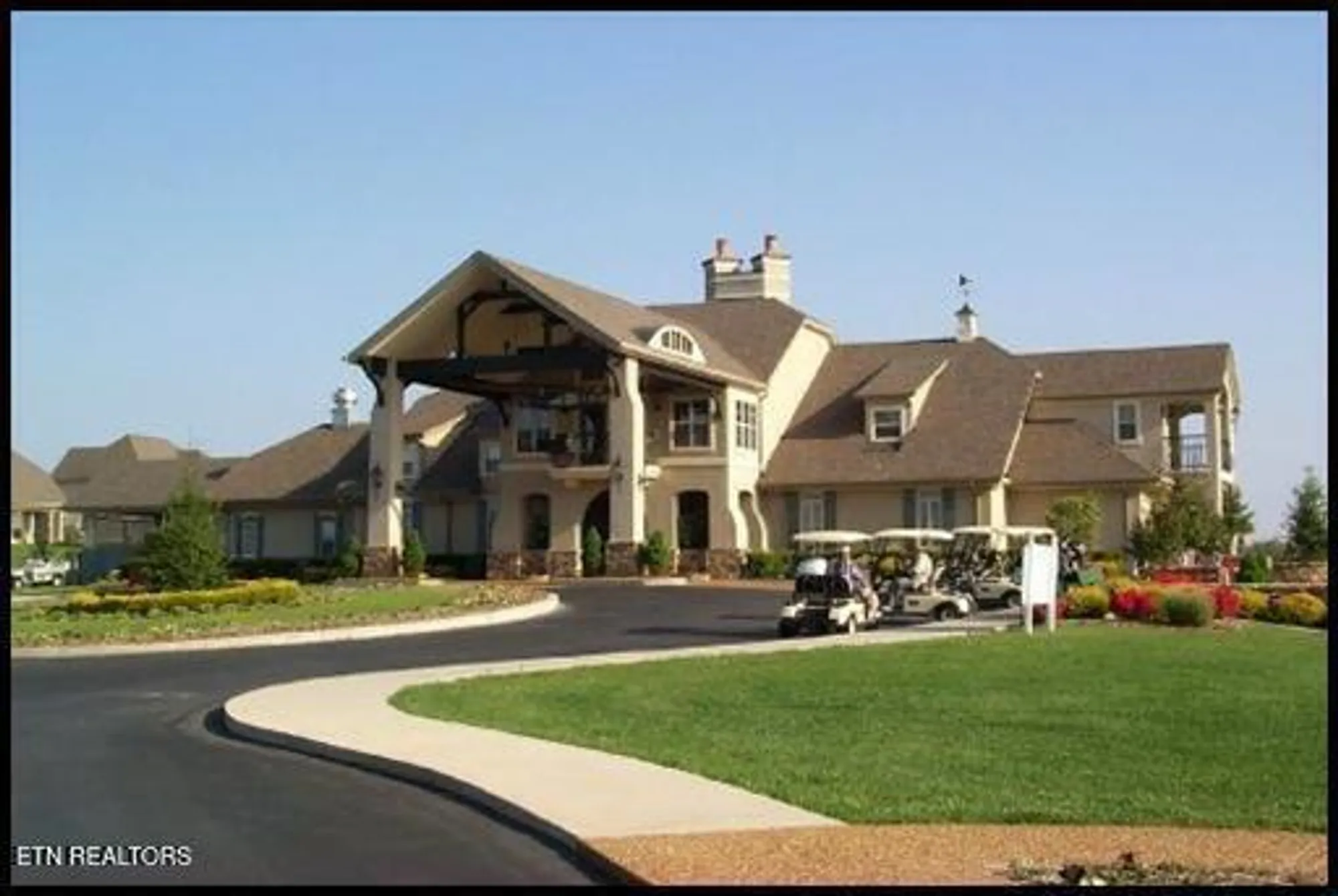 Property Slideshow image 25 of 34 | 535 rarity bay pkwy apt 304, Vonore, TN, 37885