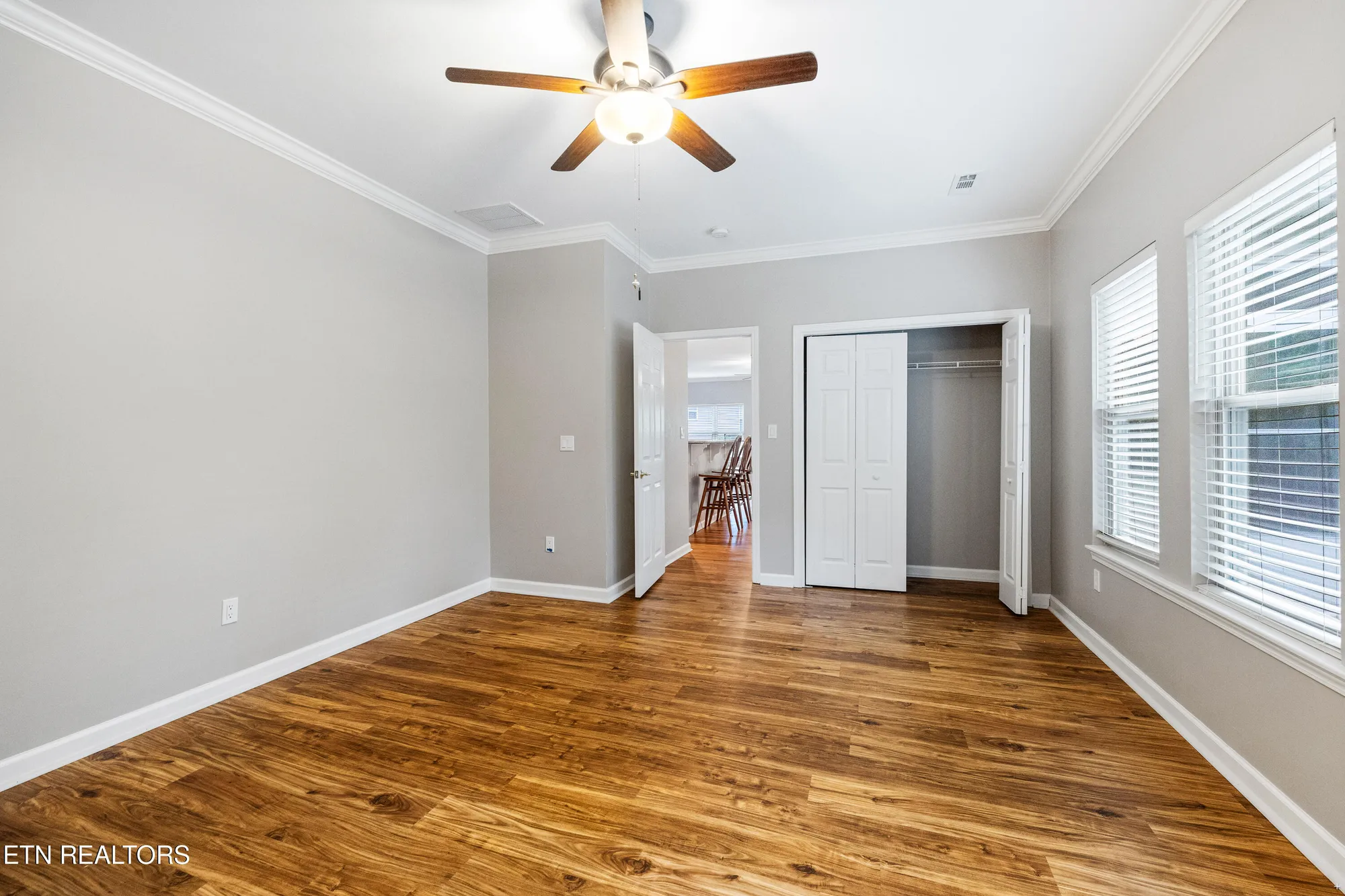 Property Slideshow image 11 of 19 | 512 igoti pl, Loudon, TN, 37774