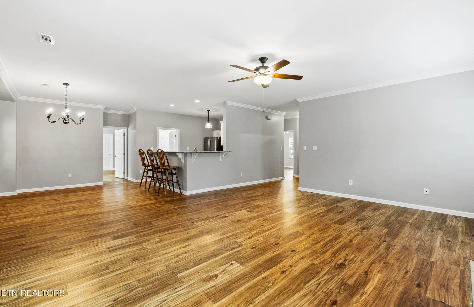 Property Slideshow image 9 of 19 | 512 igoti pl, Loudon, TN, 37774