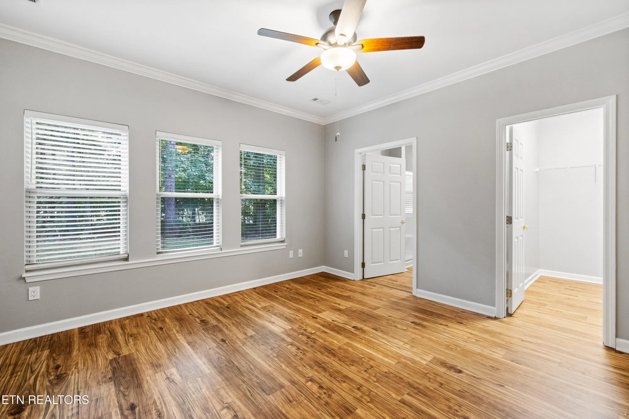 Property Slideshow image 10 of 19 | 512 igoti pl, Loudon, TN, 37774