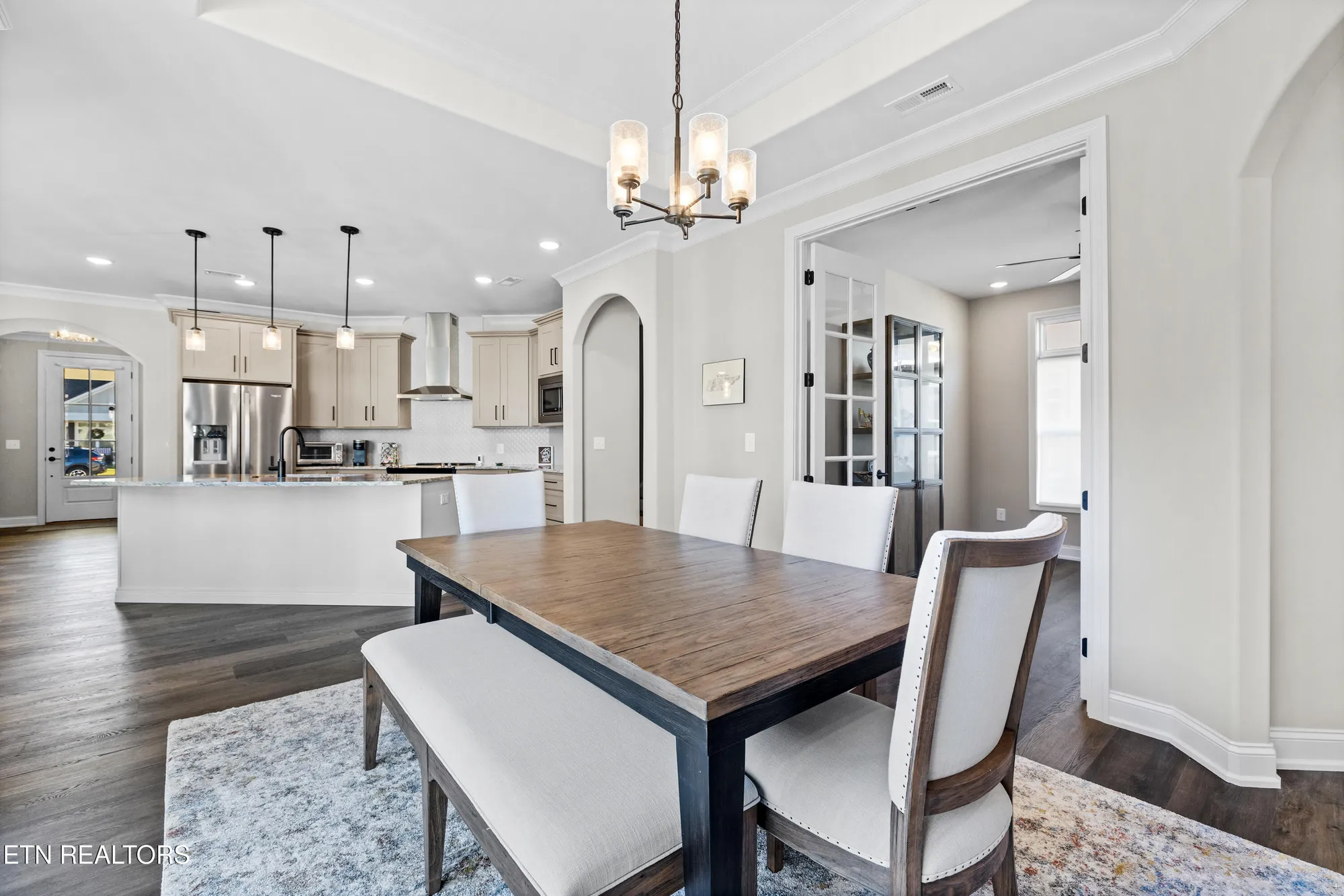 Property Slideshow image 6 of 23 | 511 chestnut pl, Loudon, TN, 37774