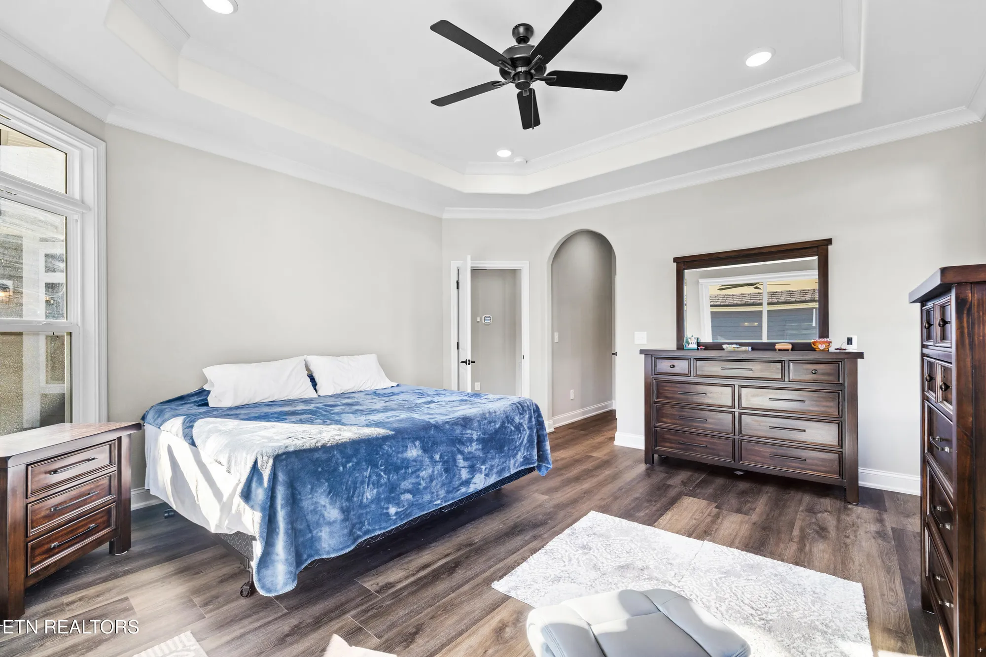 Property Slideshow image 10 of 23 | 511 chestnut pl, Loudon, TN, 37774