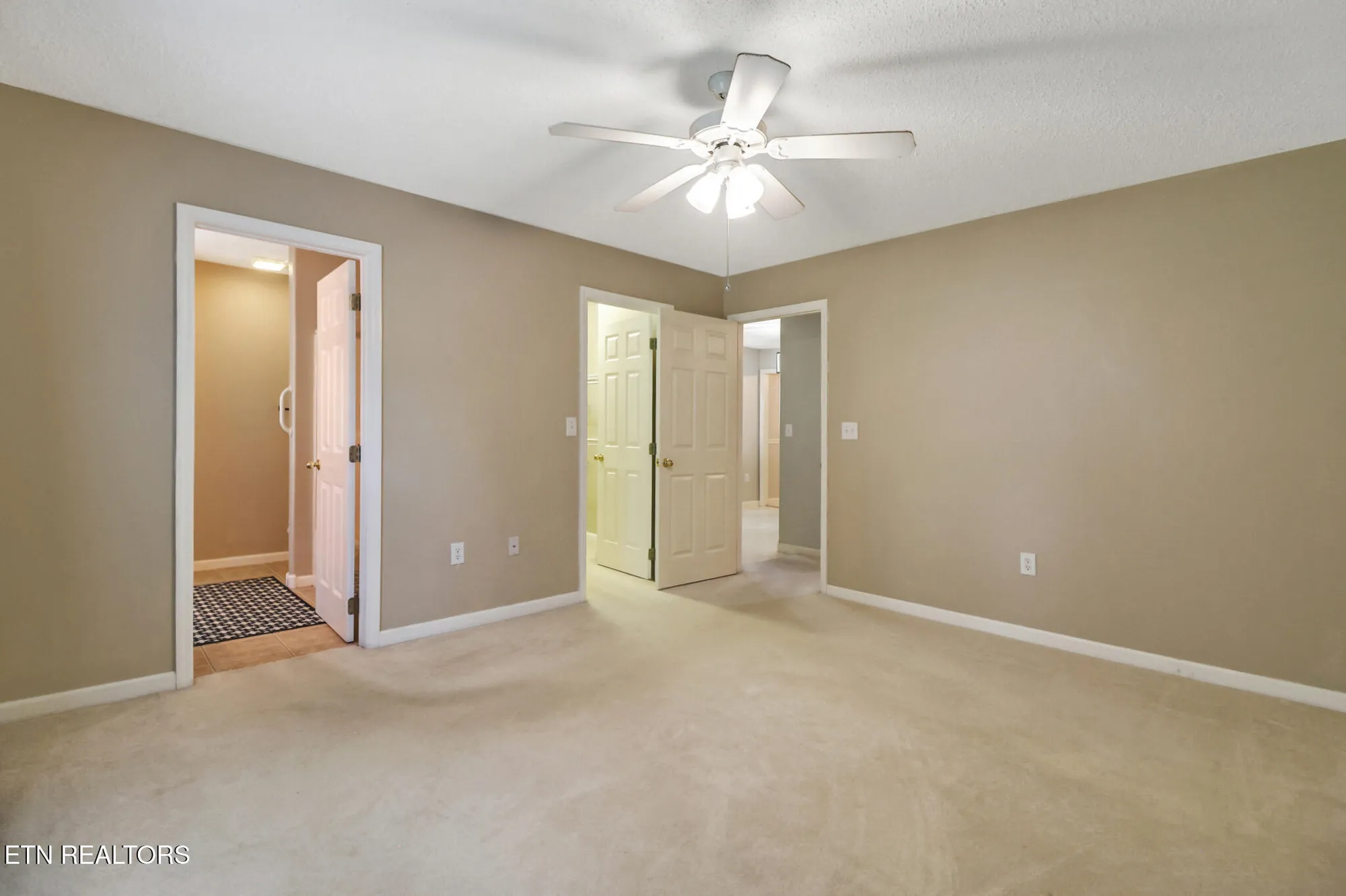 Property Slideshow image 21 of 36 | 104 glenwood dr, Crossville, TN, 38558