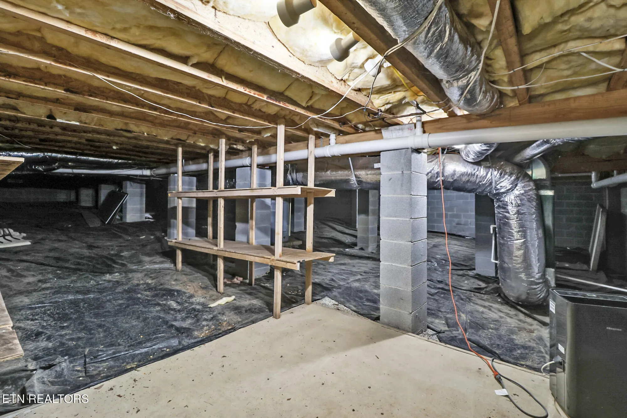 Property Slideshow image 34 of 36 | 104 glenwood dr, Crossville, TN, 38558