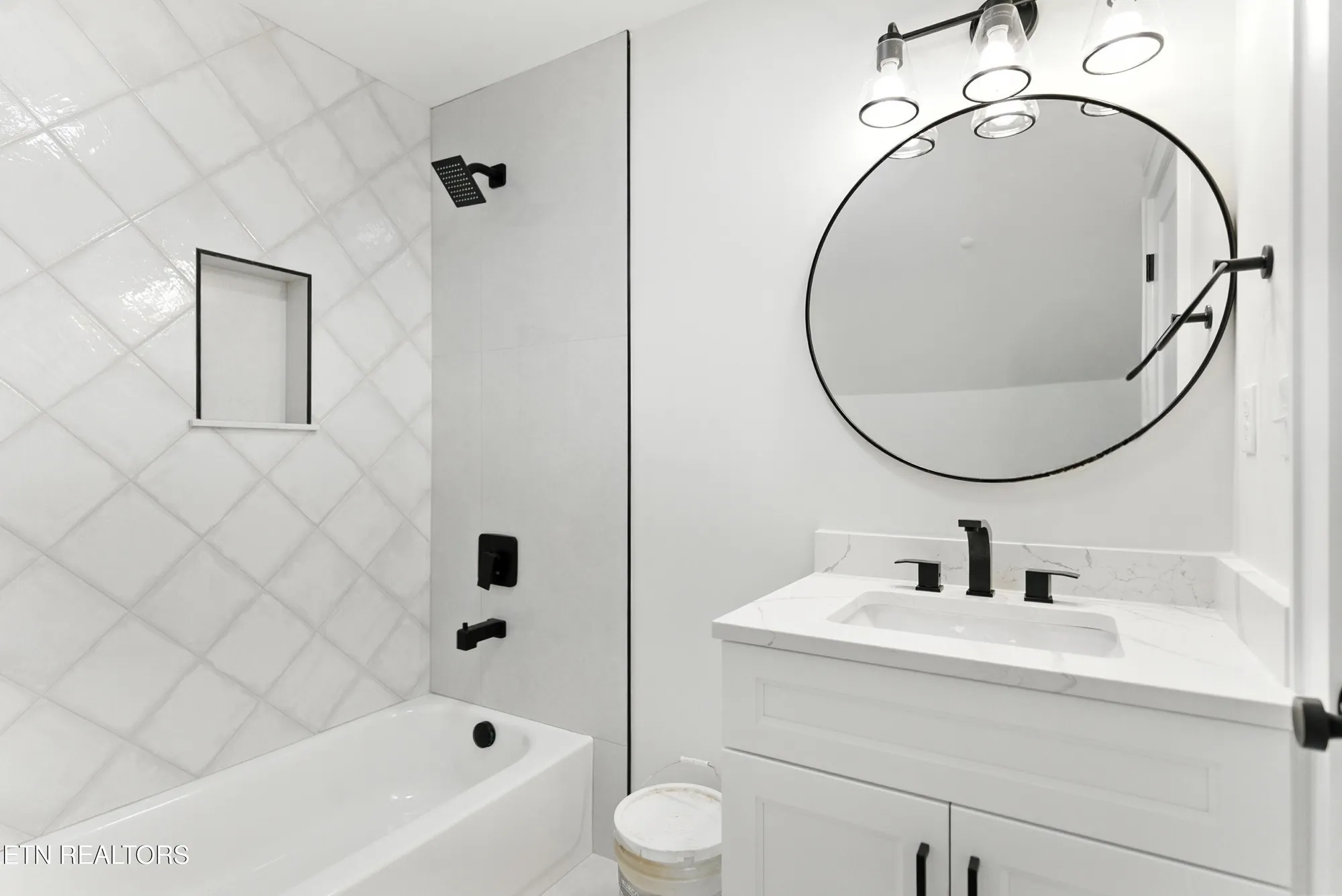 Property Slideshow image 30 of 53 | 155 elokwa way, Loudon, TN, 37774