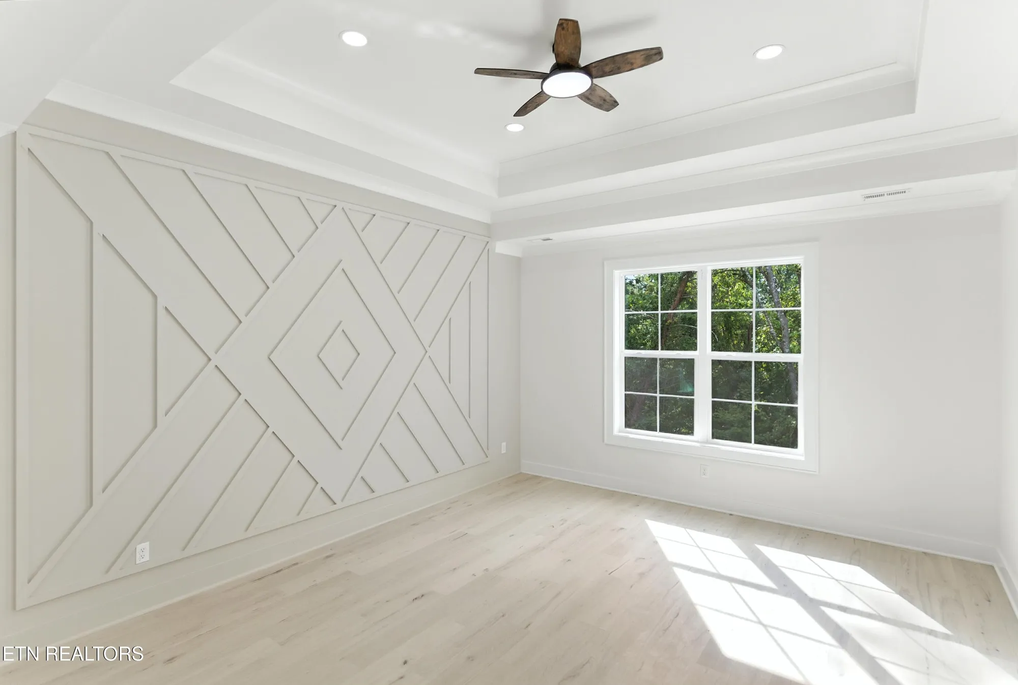 Property Slideshow image 25 of 53 | 155 elokwa way, Loudon, TN, 37774