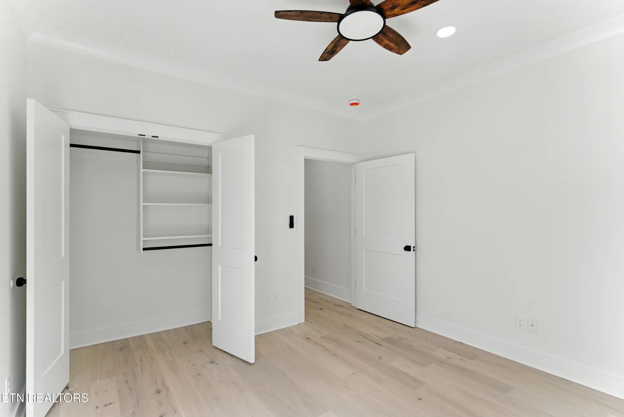 Property Slideshow image 38 of 53 | 155 elokwa way, Loudon, TN, 37774