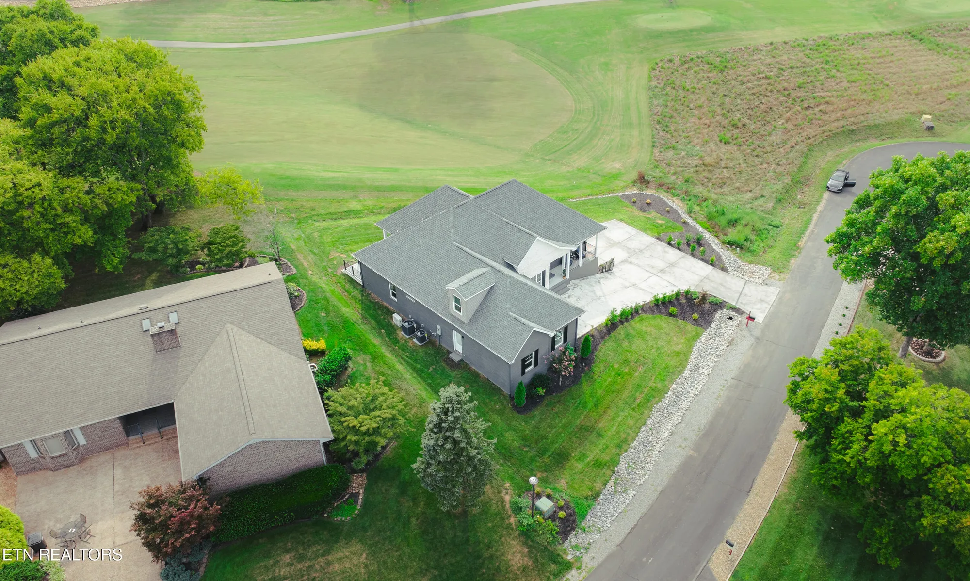 Property Slideshow image 45 of 50 | 216 tooweka ln, Loudon, TN, 37774