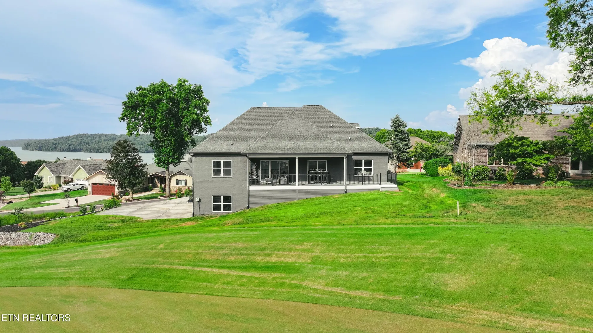 Property Slideshow image 49 of 50 | 216 tooweka ln, Loudon, TN, 37774