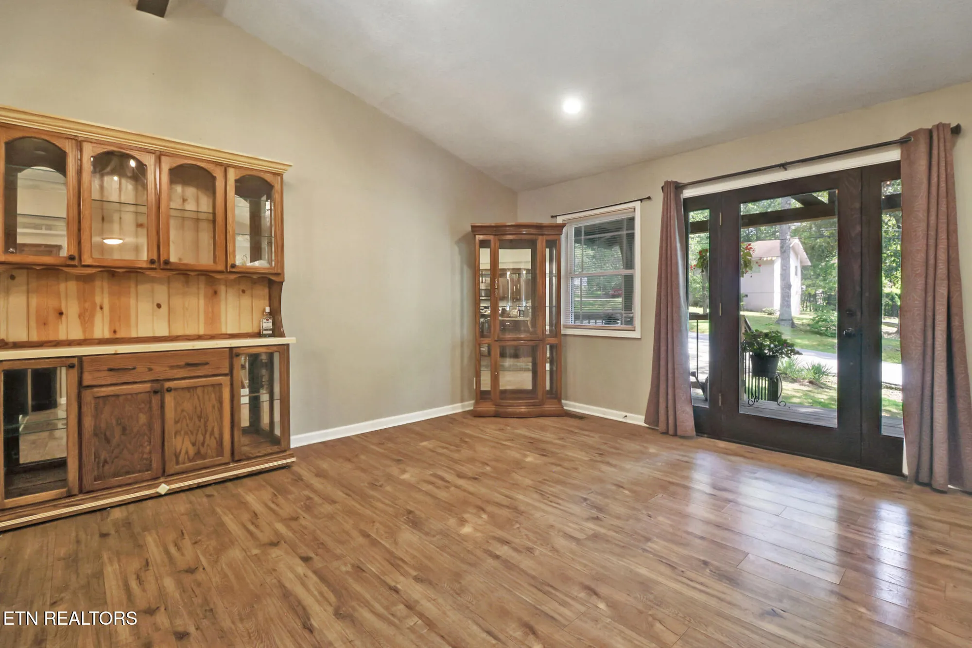 Property Slideshow image 13 of 30 | 106 jasper dr, Crossville, TN, 38558