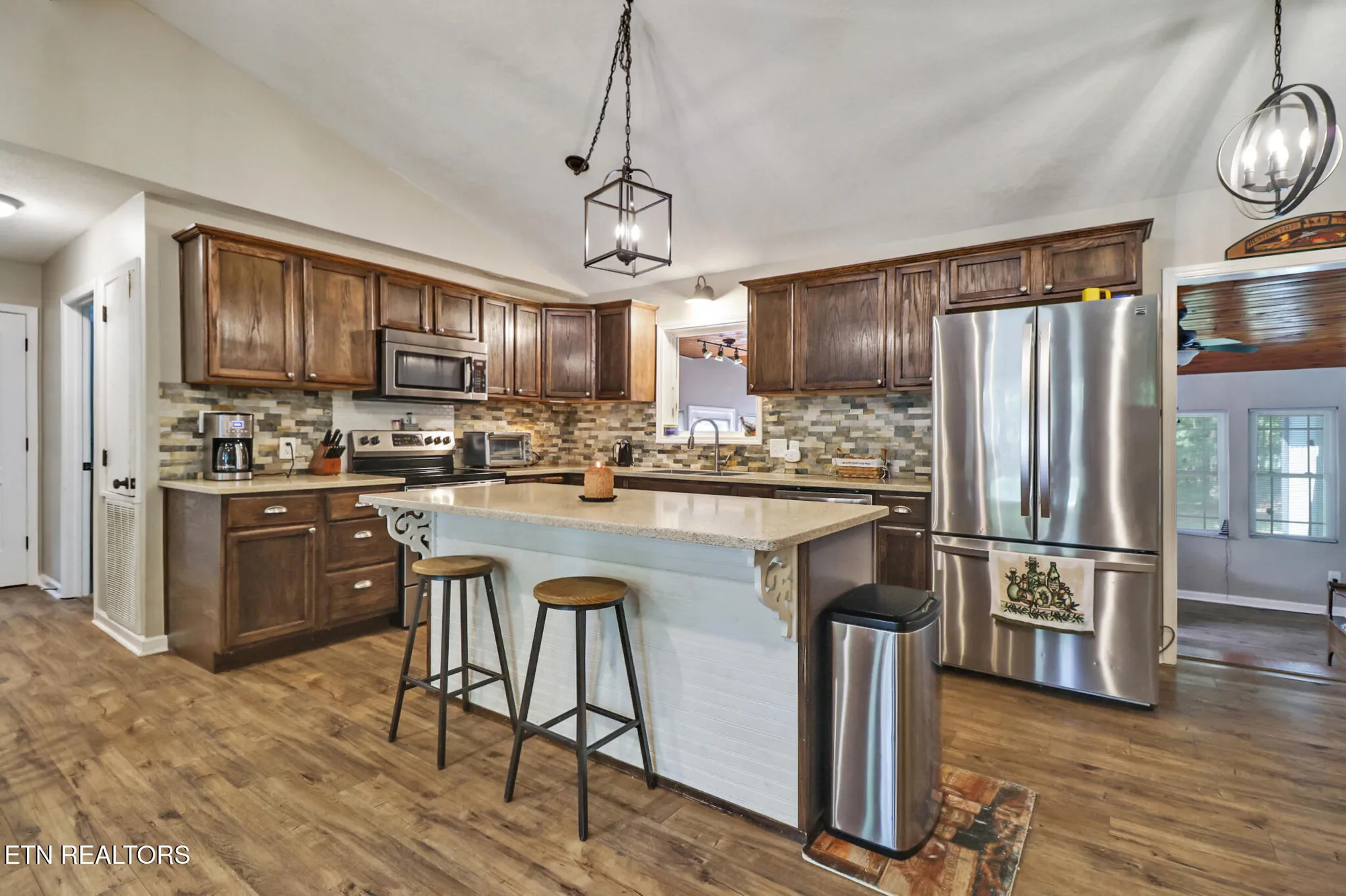 Property Slideshow image 15 of 30 | 106 jasper dr, Crossville, TN, 38558