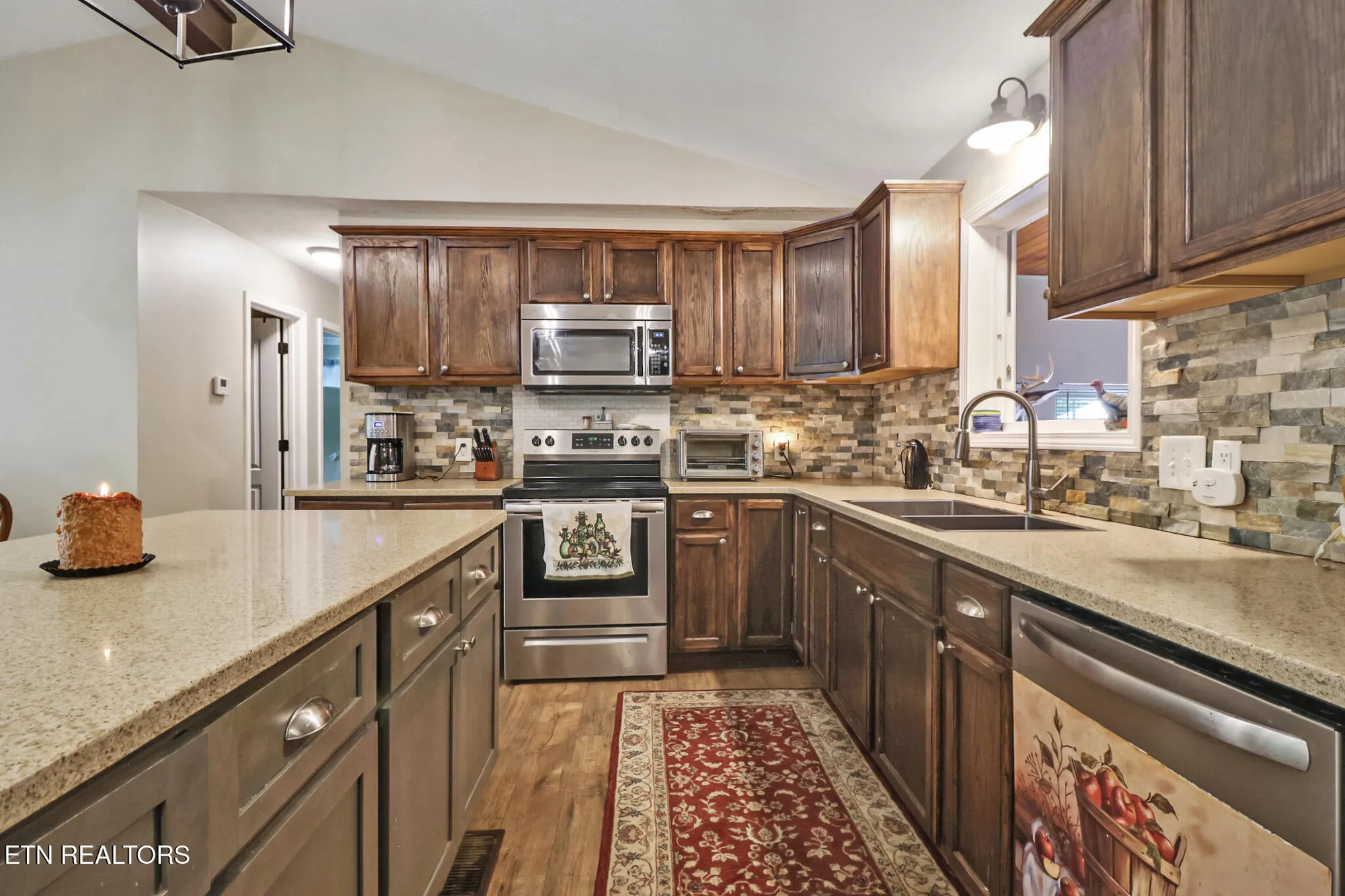 Property Slideshow image 16 of 30 | 106 jasper dr, Crossville, TN, 38558