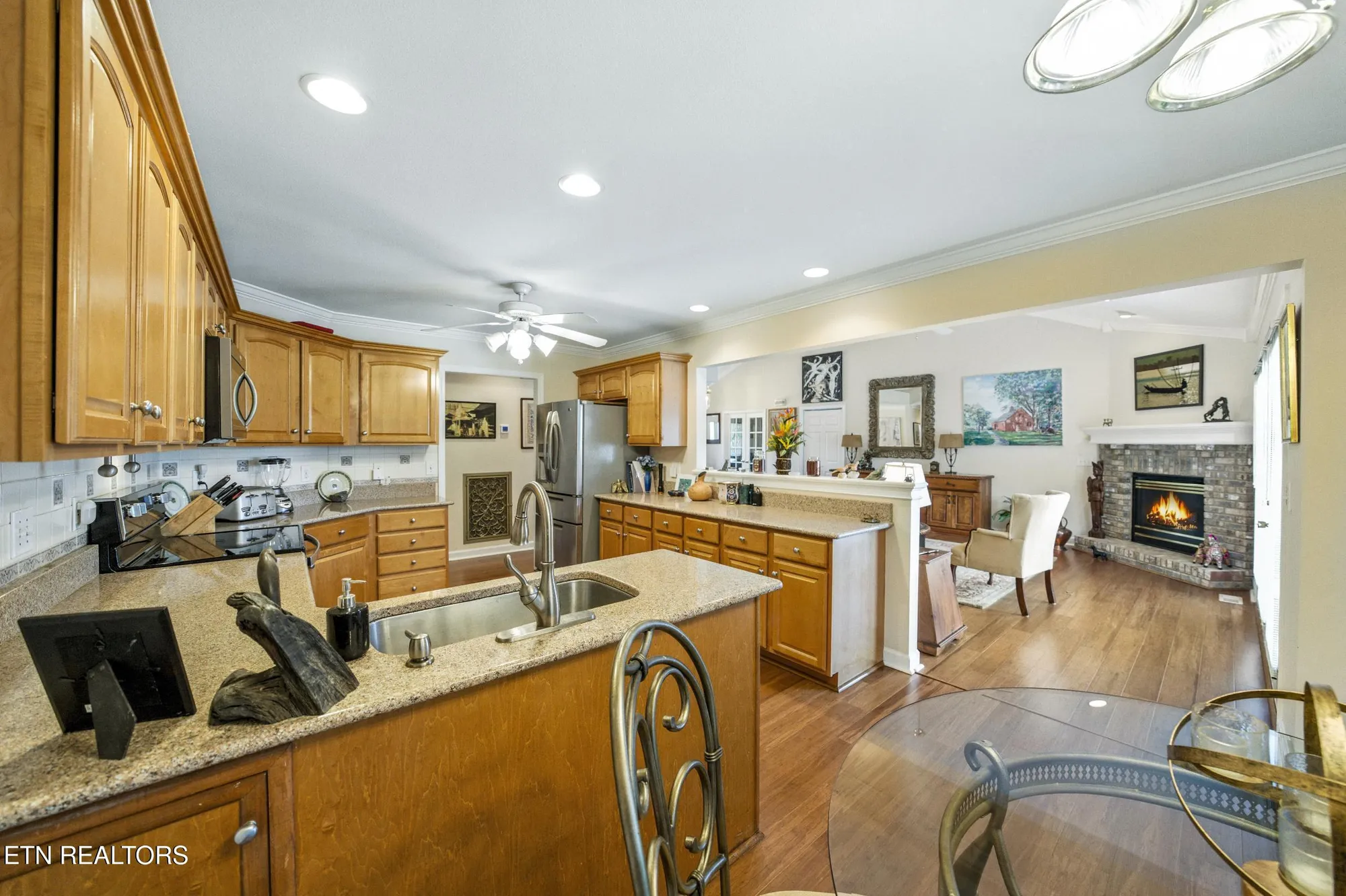 Property Slideshow image 10 of 33 | 107 oohleeno way, Loudon, TN, 37774