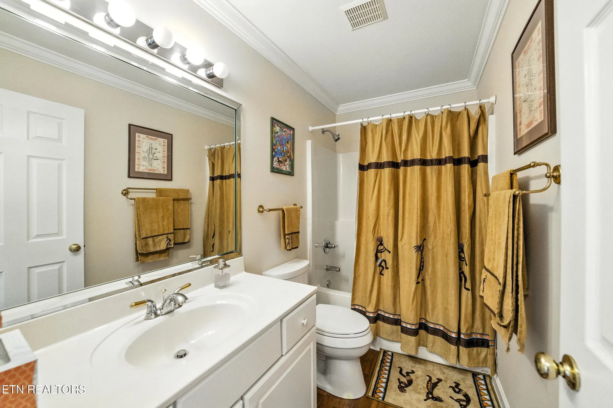Property Slideshow image 22 of 33 | 107 oohleeno way, Loudon, TN, 37774