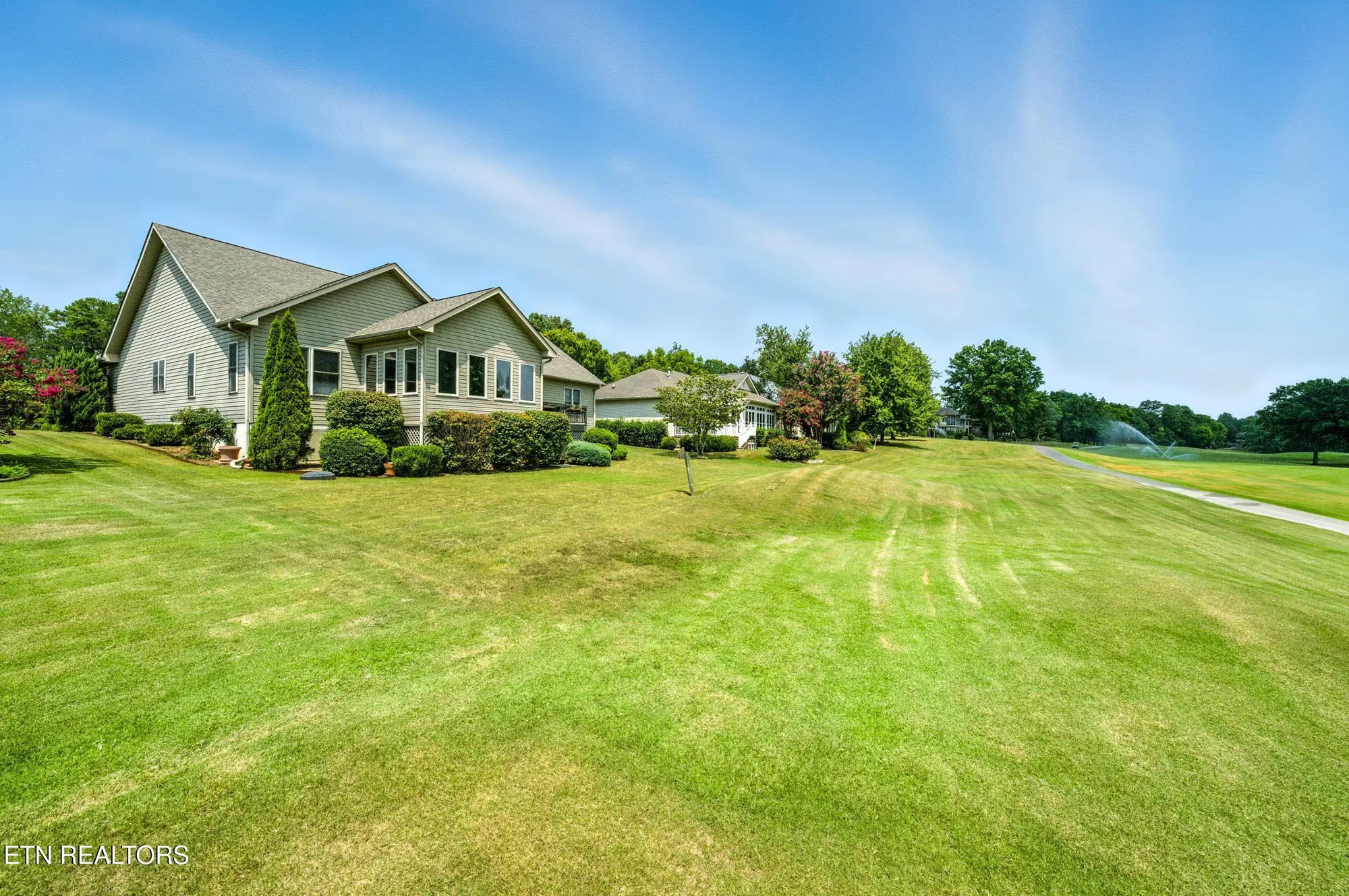 Property Slideshow image 25 of 33 | 107 oohleeno way, Loudon, TN, 37774